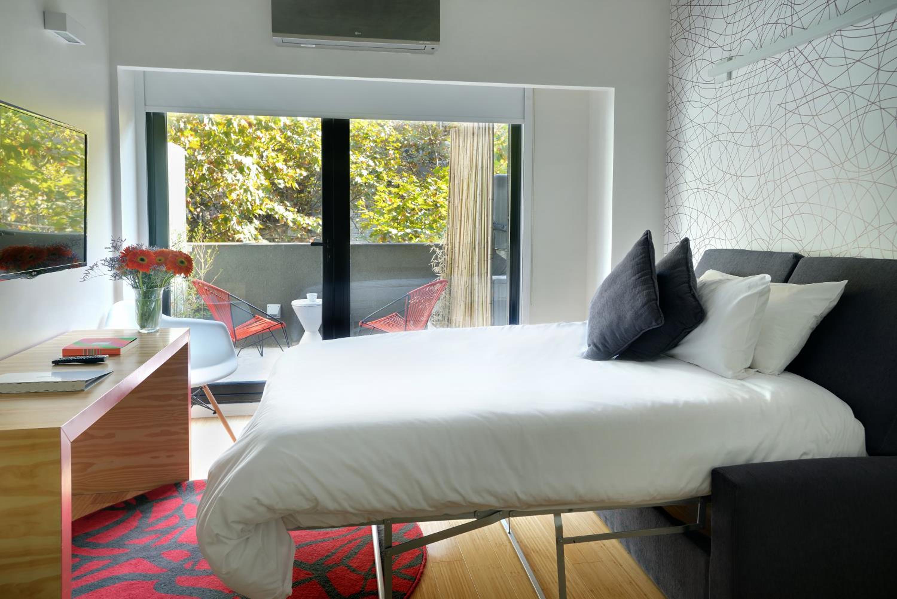 Suite thumbnail 5