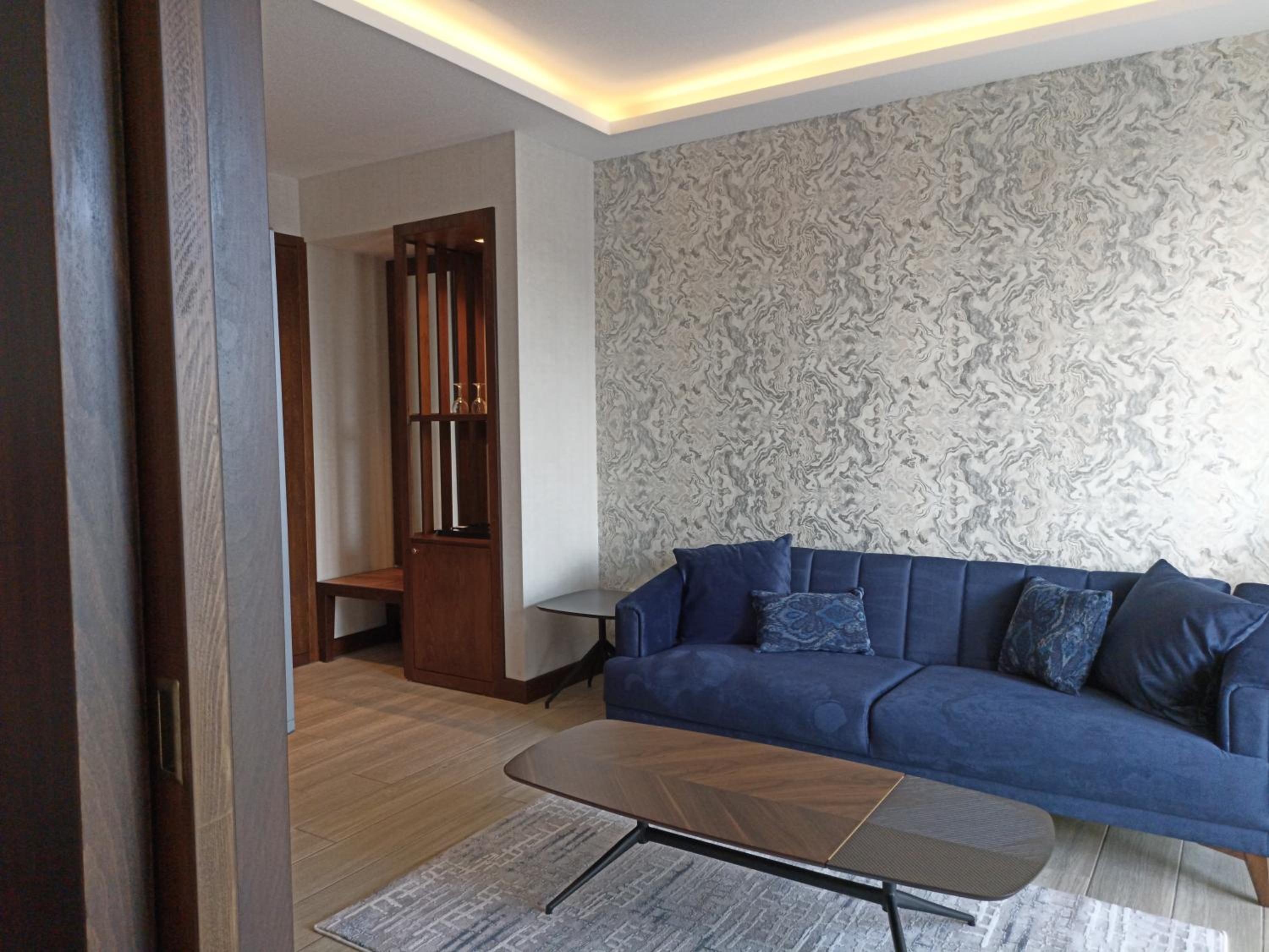 Deluxe Suite - Photo 9