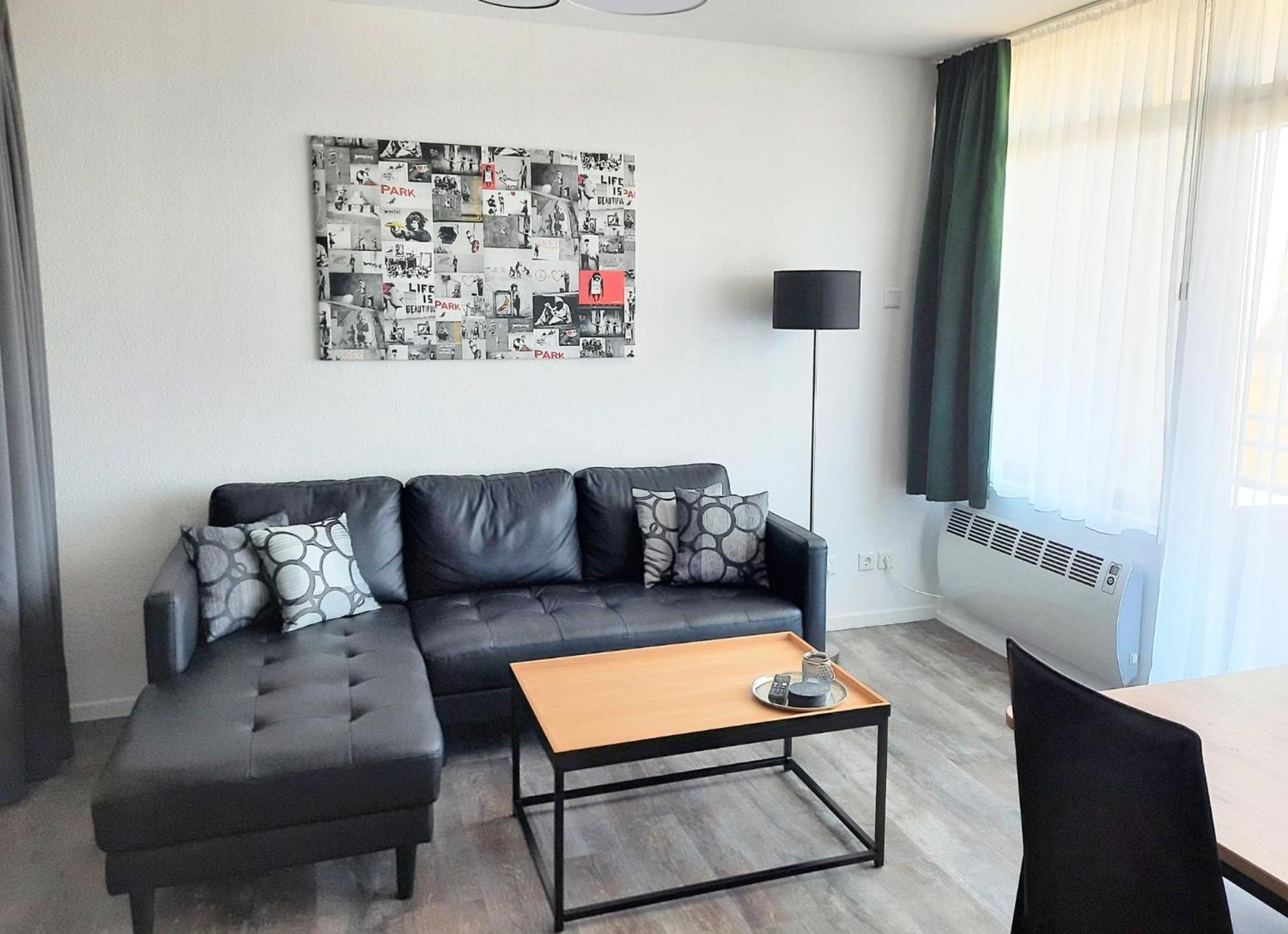 Apartment with Sea View photo 3