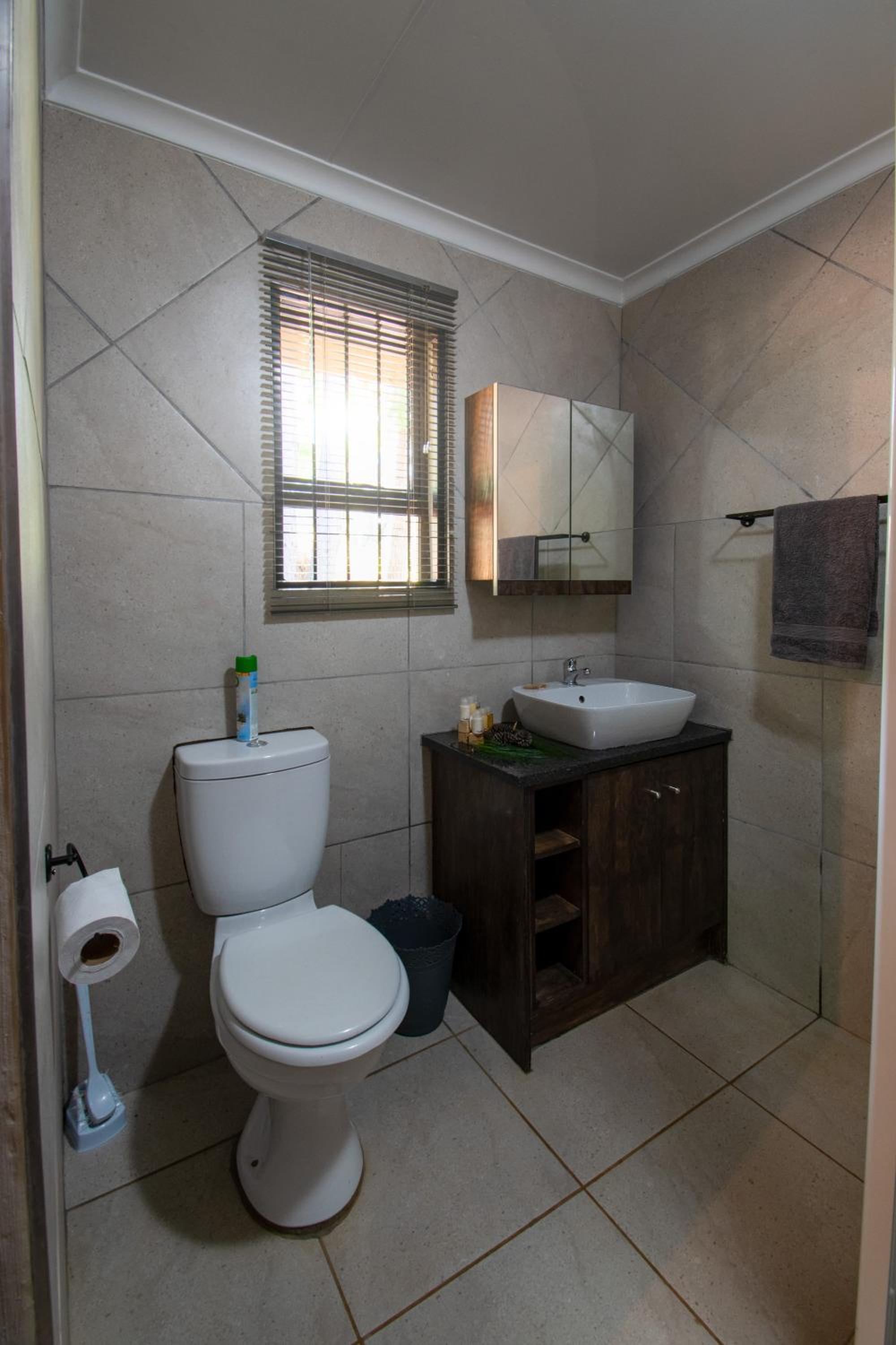 One-Bedroom Chalet - Photo 6