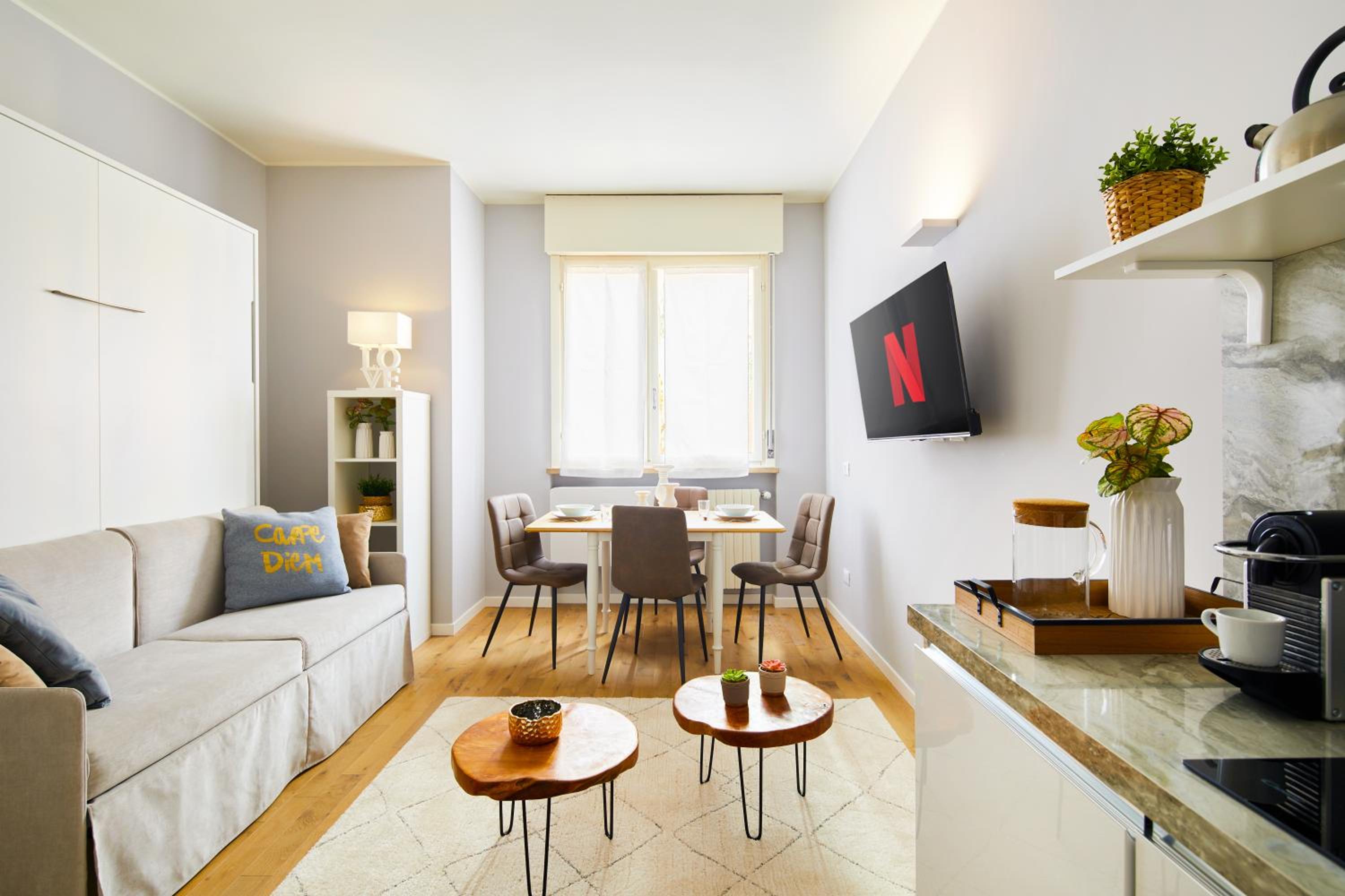 One-Bedroom Apartment
