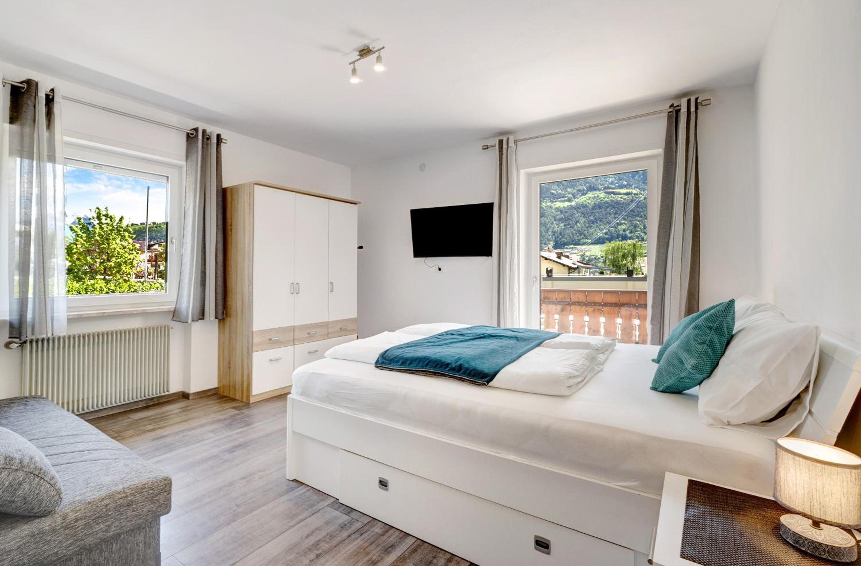 Superior One-Bedroom Apartment With Balcony