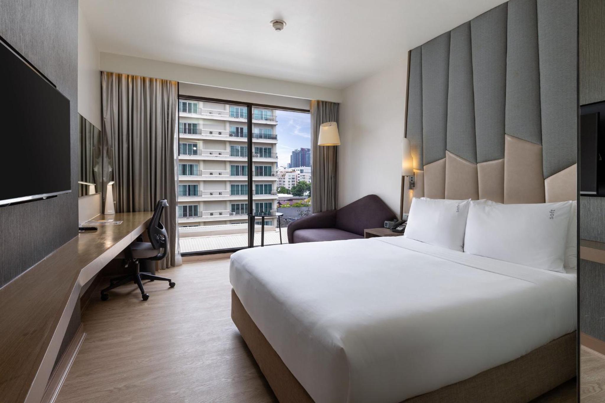 Standard Queen Room - Accessible with Free Breakfast photo 1