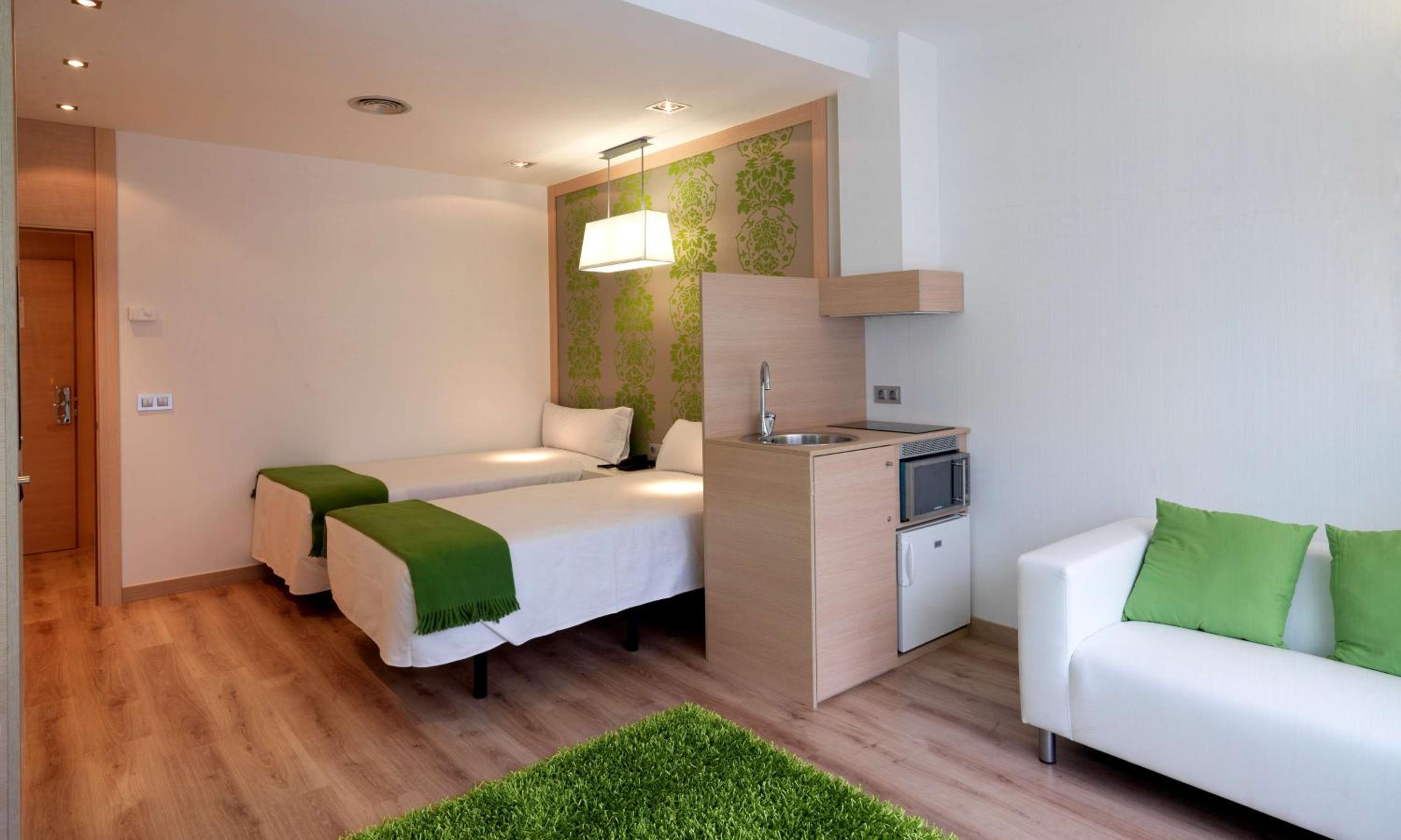 Apartment - Photo 2