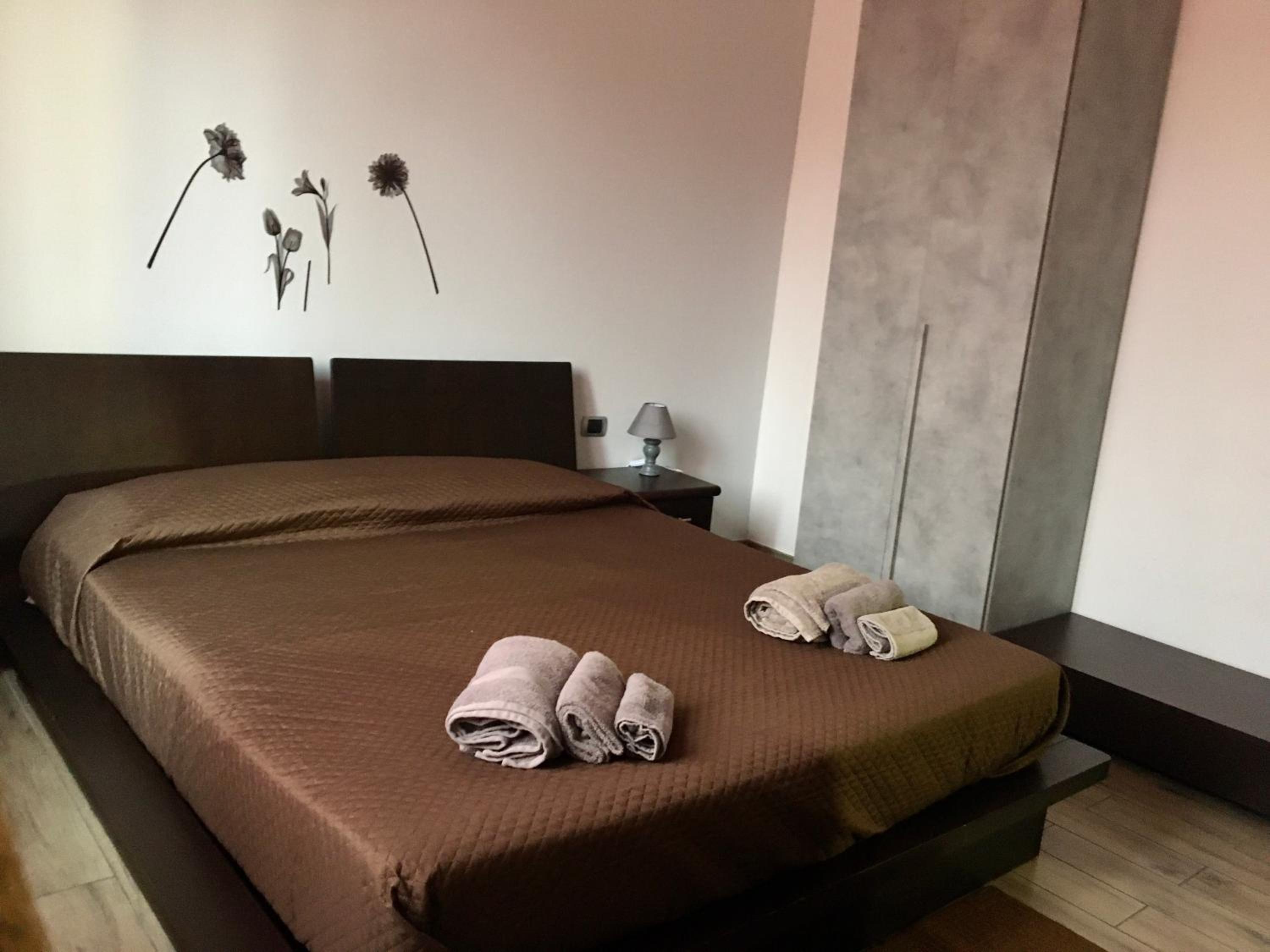 Double Room With Shared Bathroom