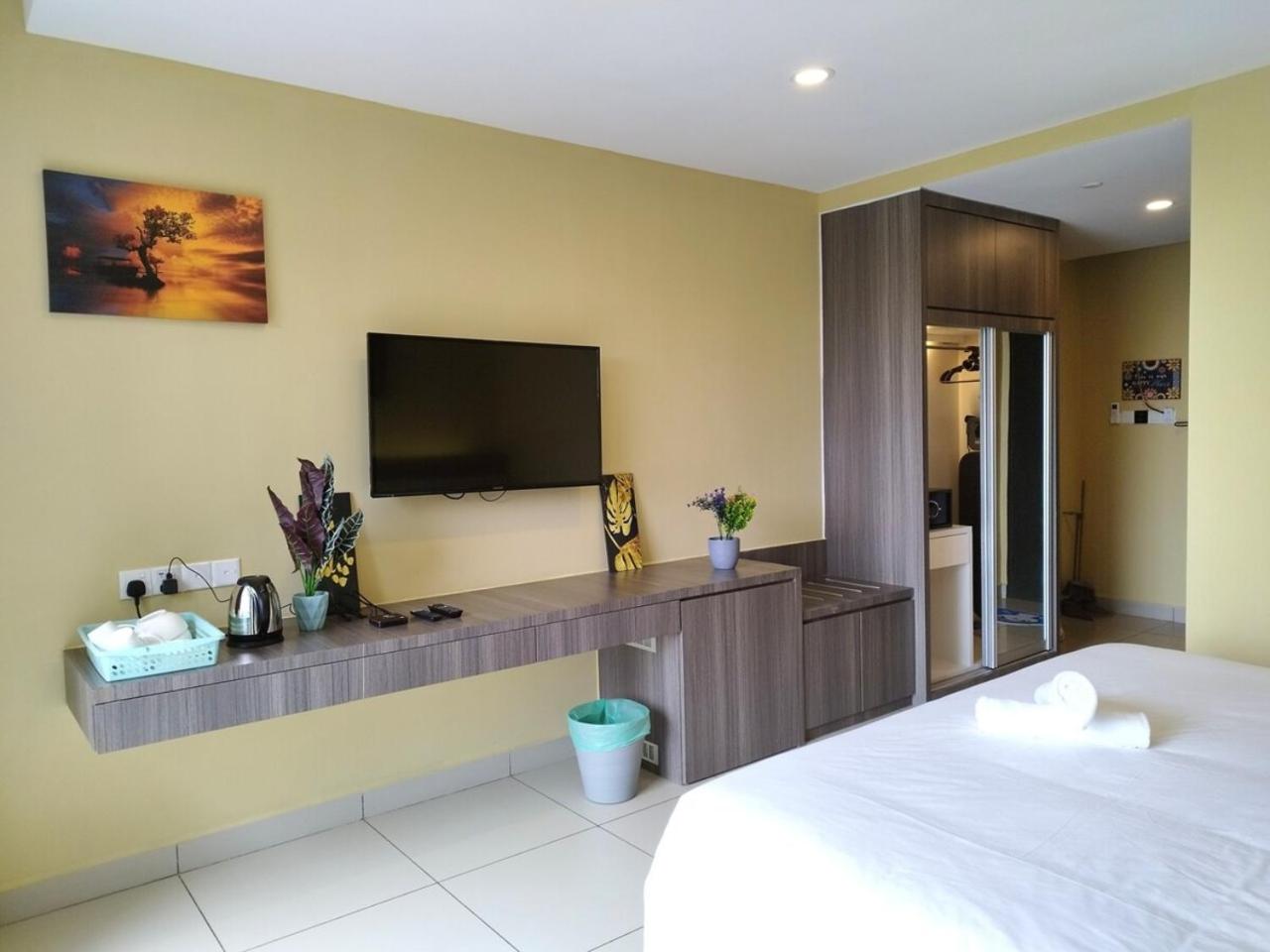 Two-Bedroom Deluxe Apartment photo 1