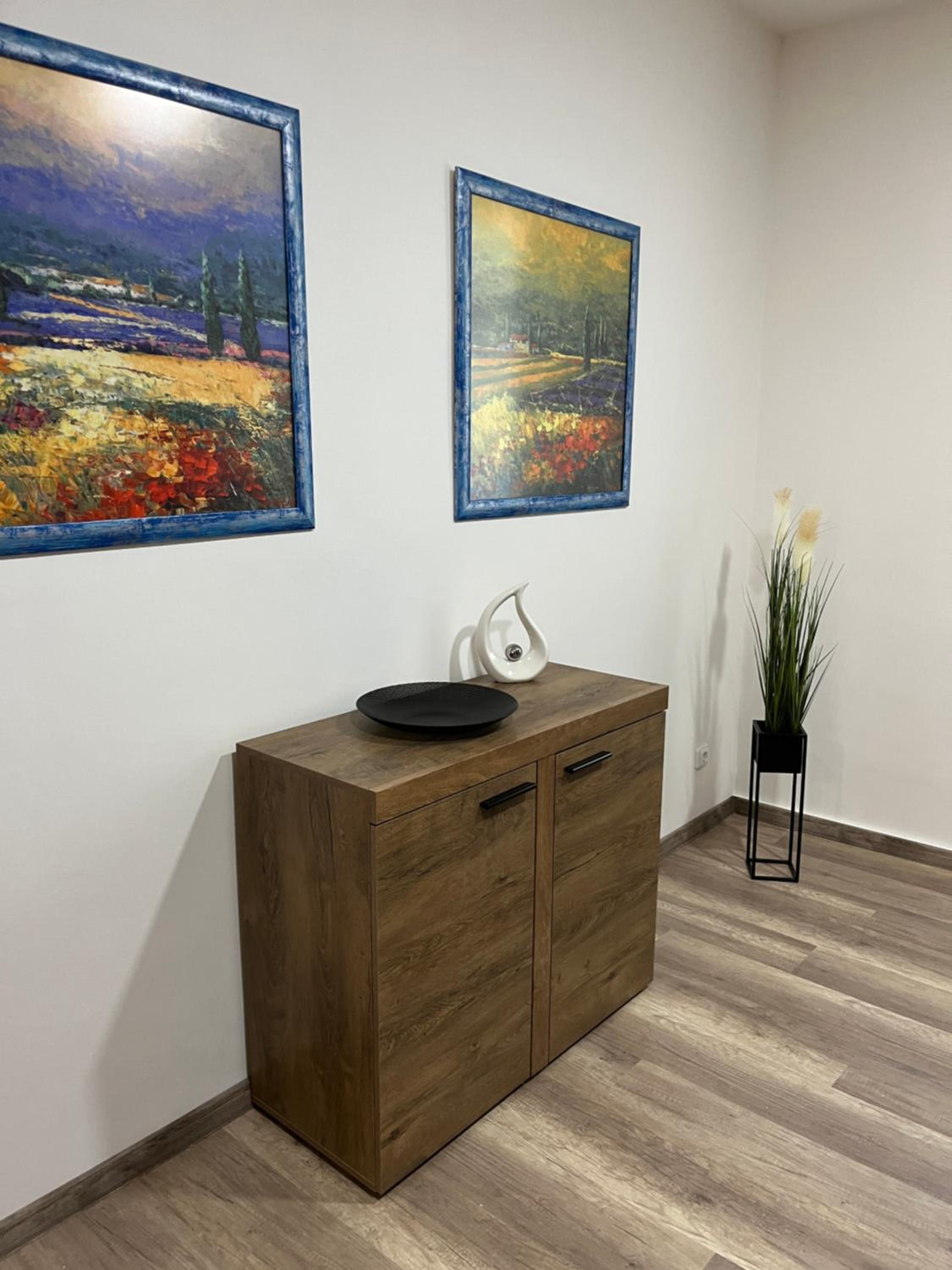 Apartment with Balcony - Photo 13