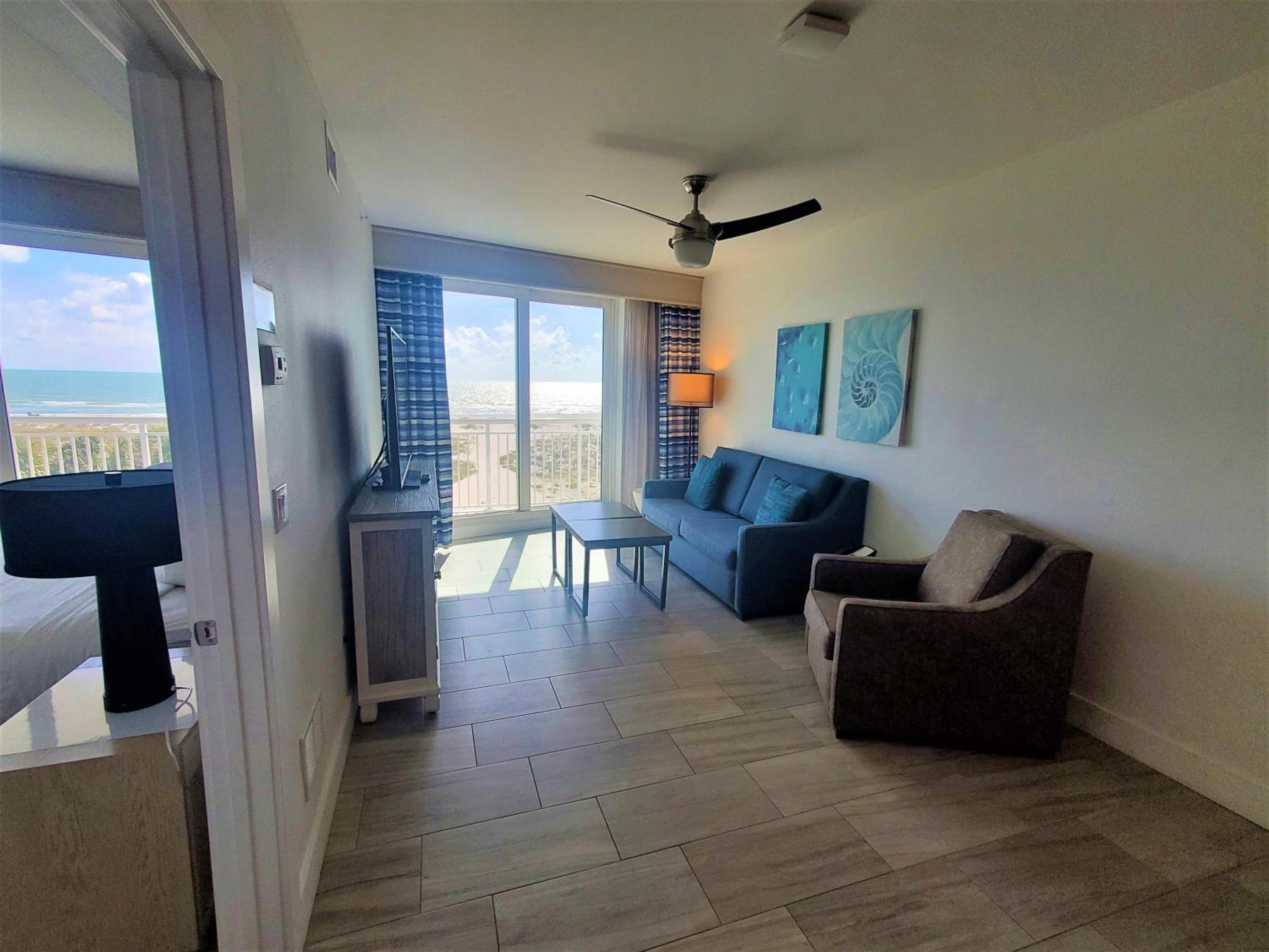 Two-Bedroom Two Bath Gulf Front Suite - Photo 15