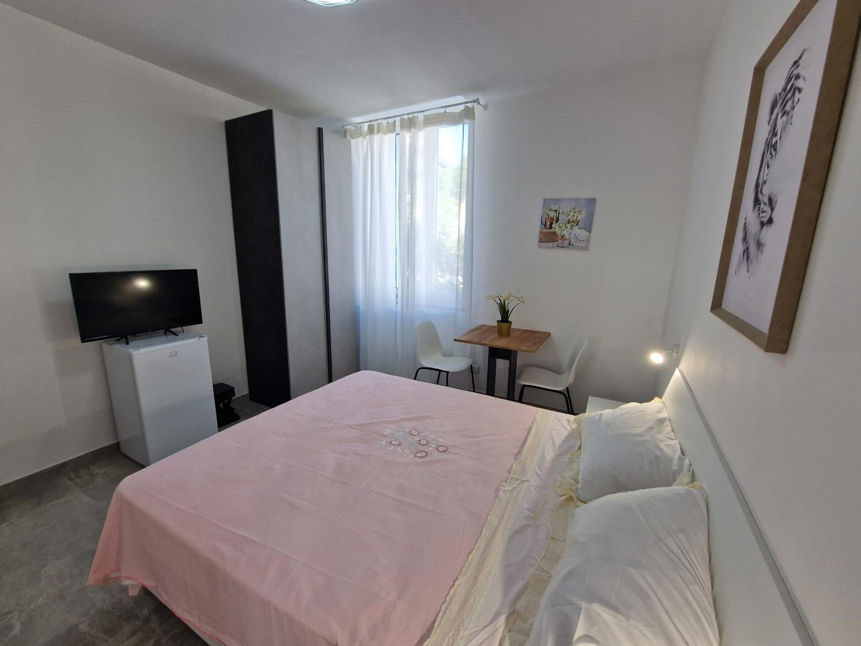 Large Double Room