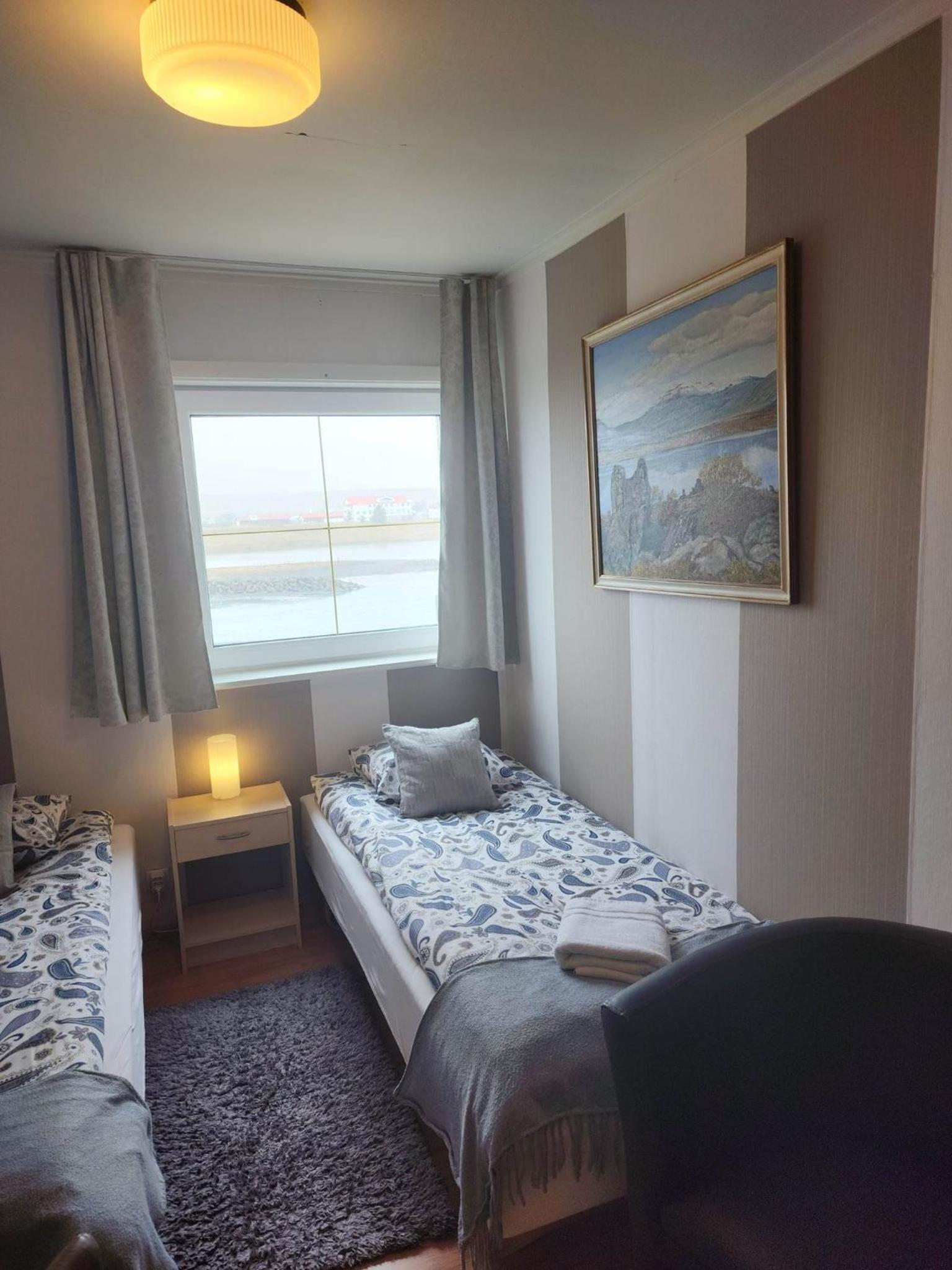Economy Double Room with Shared Bathroom photo 3