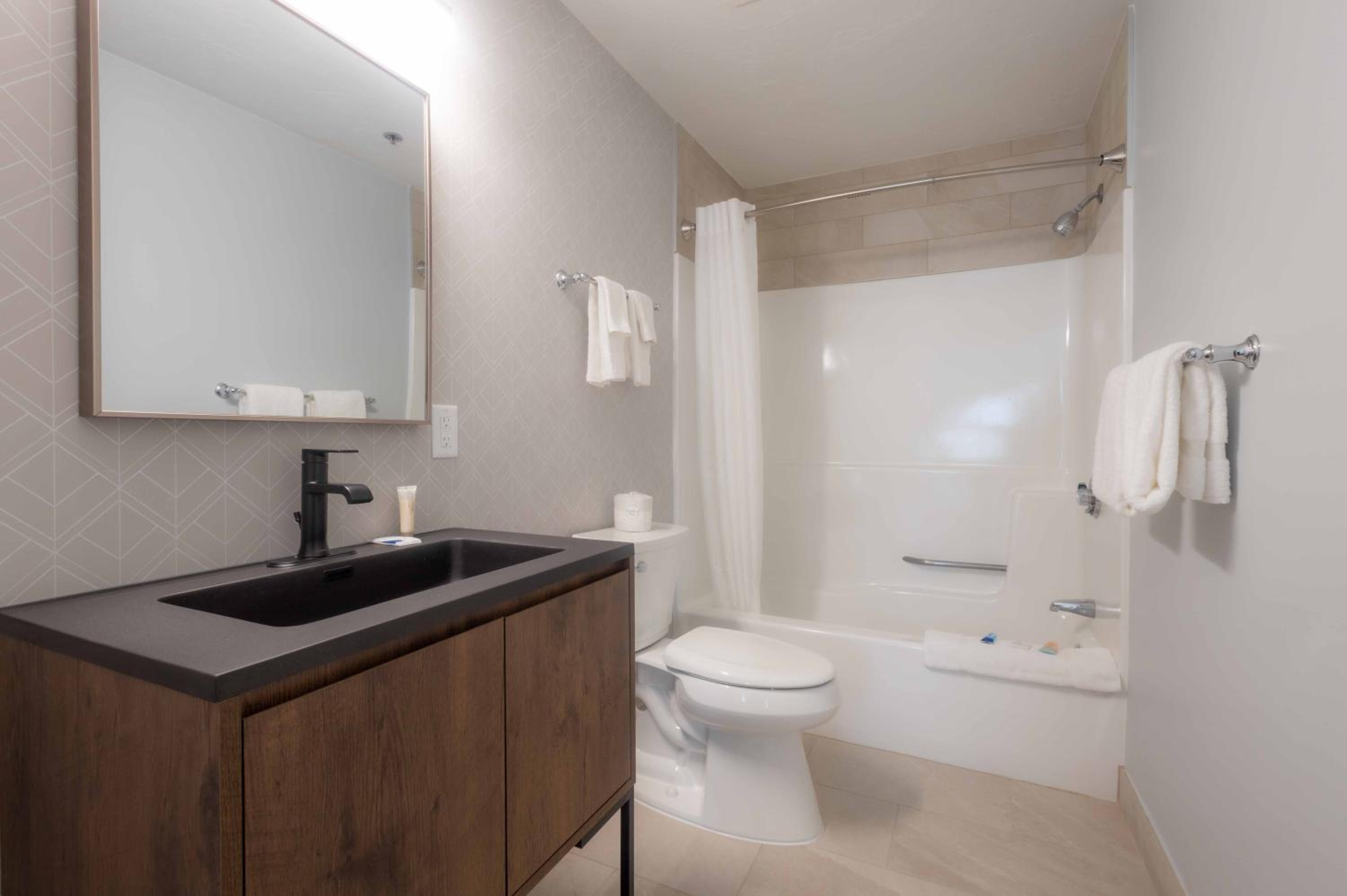 Deluxe Twin Room photo 3