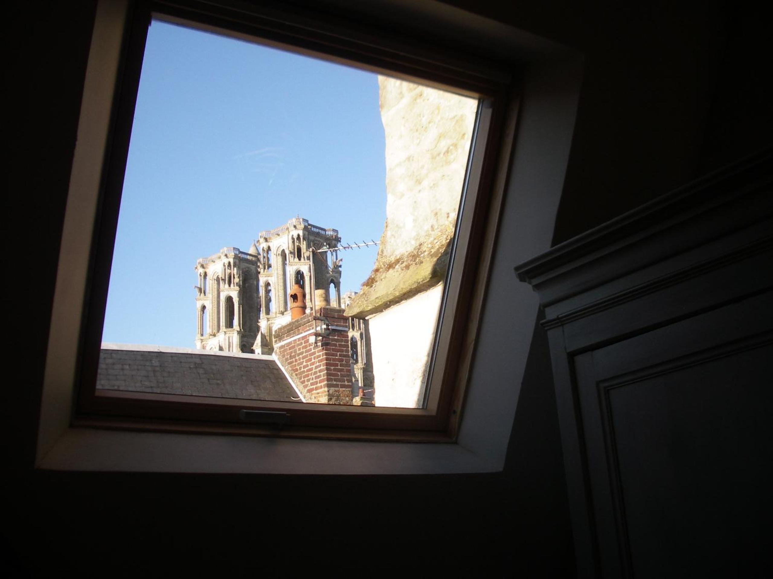 One-Bedroom Apartment - Grenier photo 1