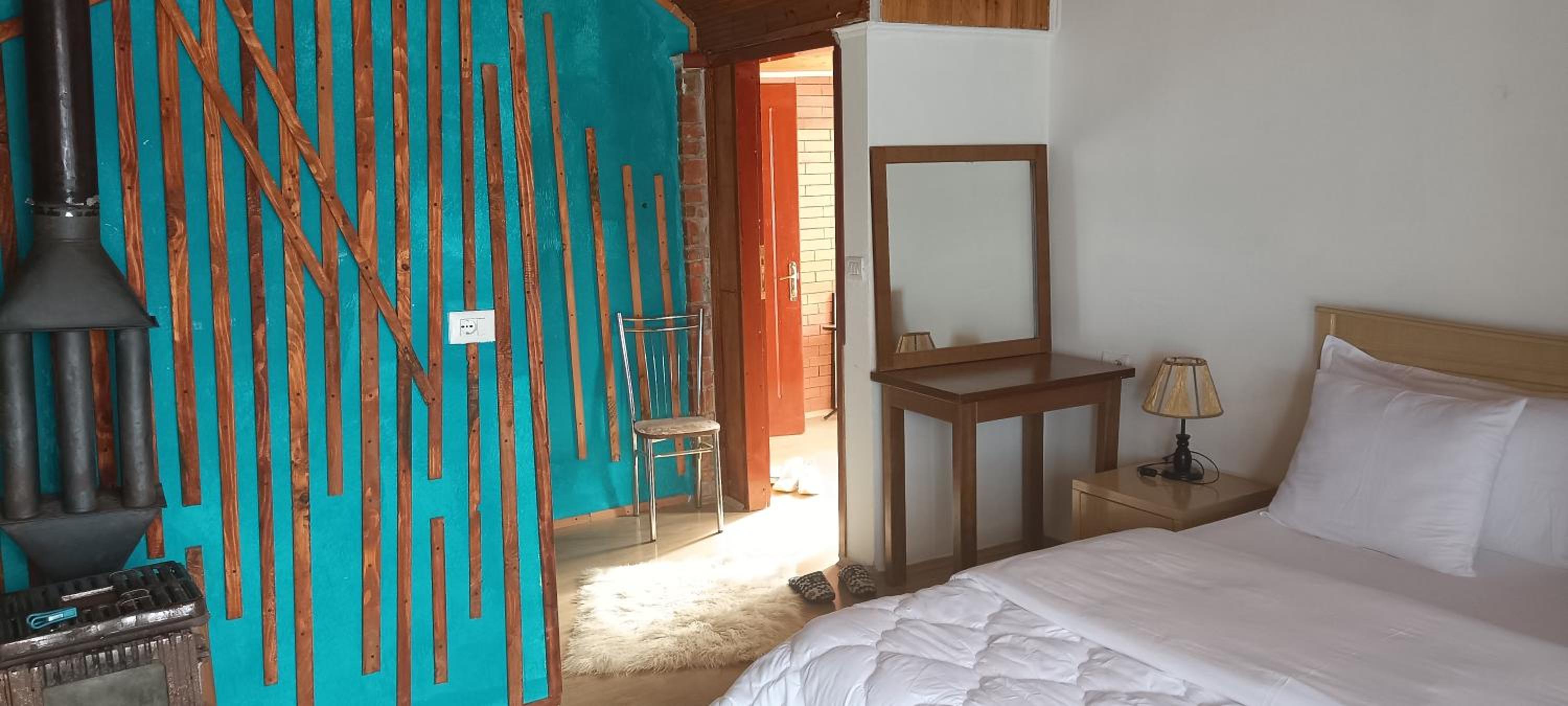 Suite with Lake View photo 2