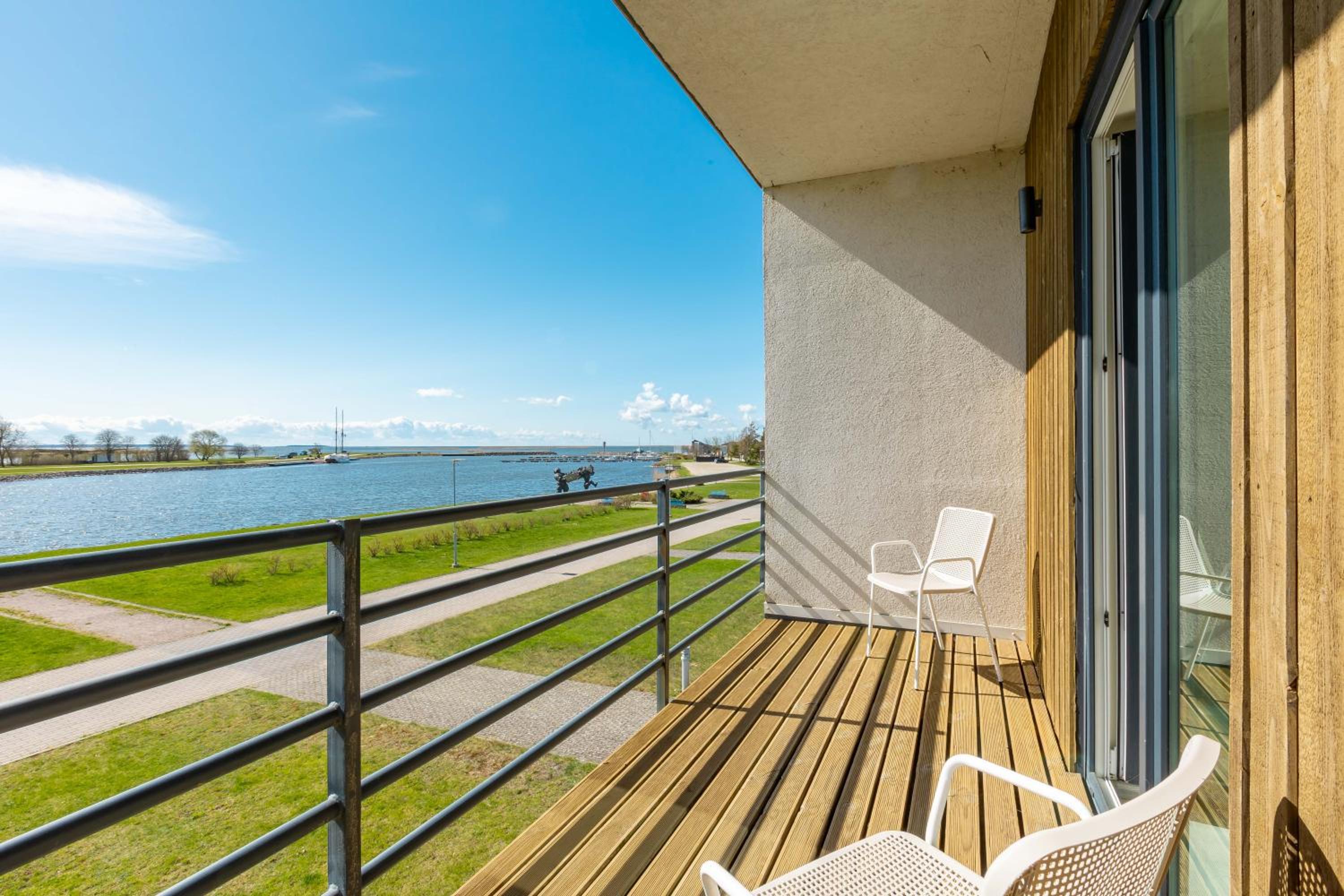 Superior Double Room with Balcony and Spa Access - Photo 19