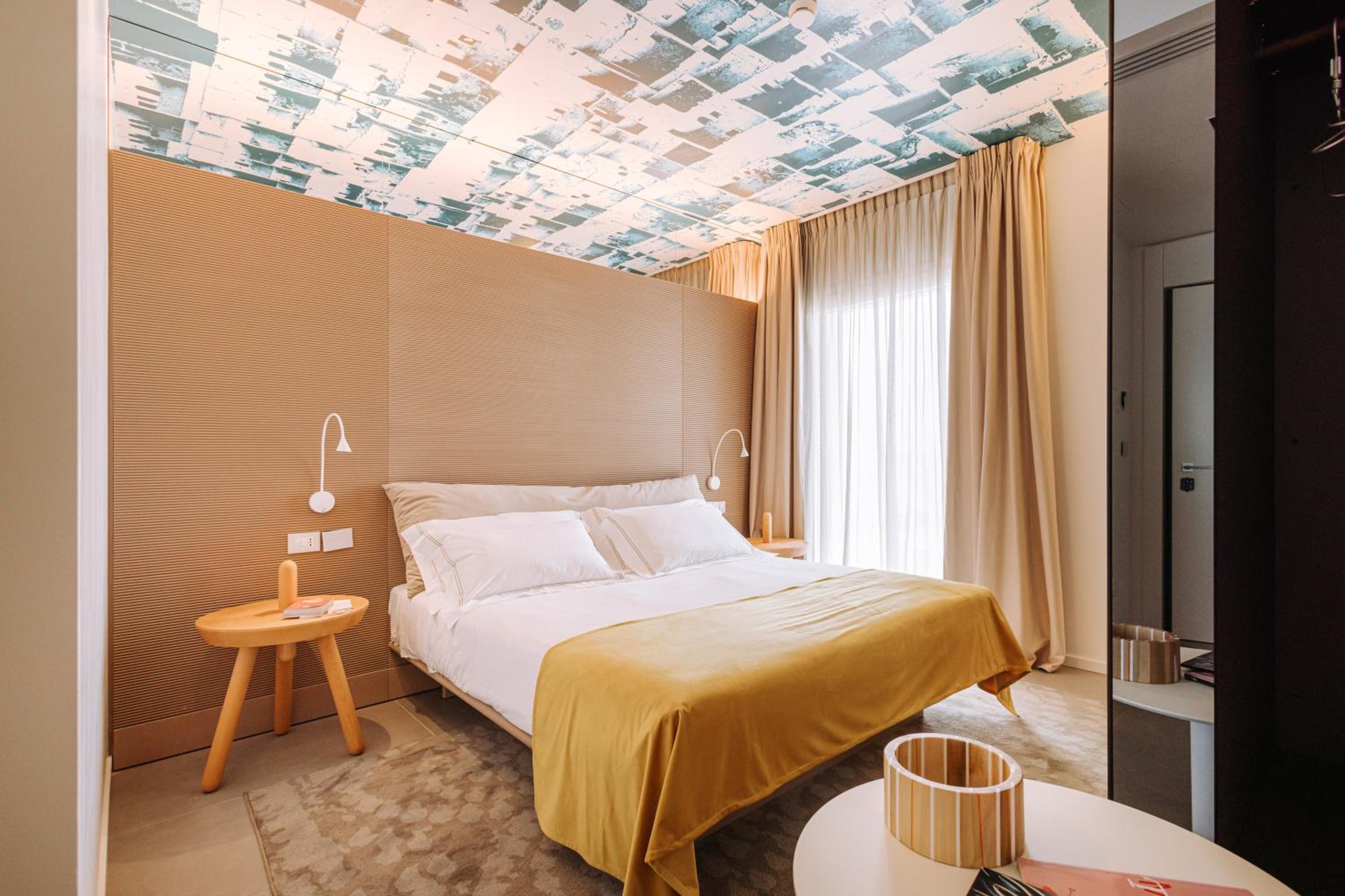 Deluxe Double or Twin Room - Photo 1