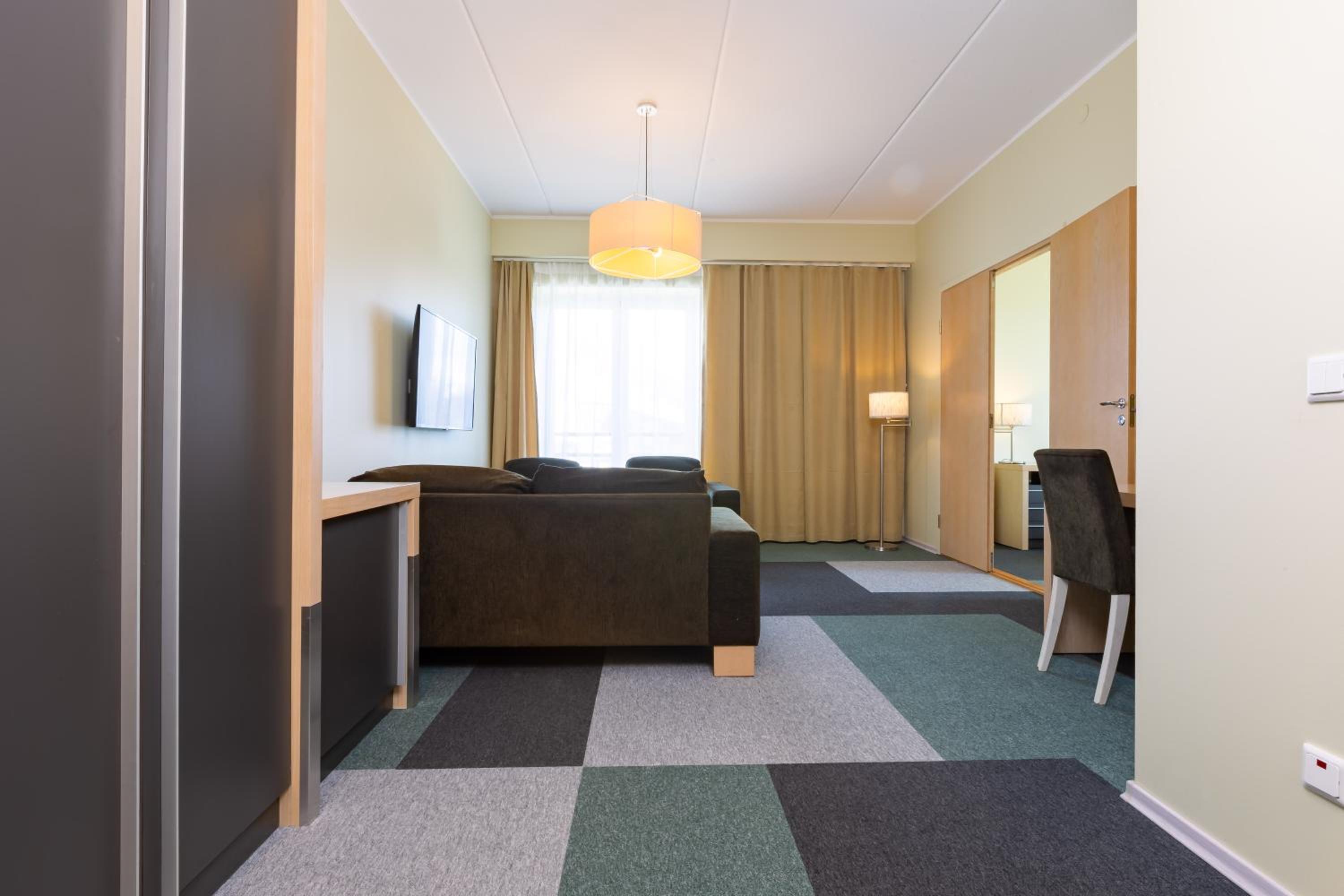 Superior Suite with Sauna and Spa Access - Photo 3