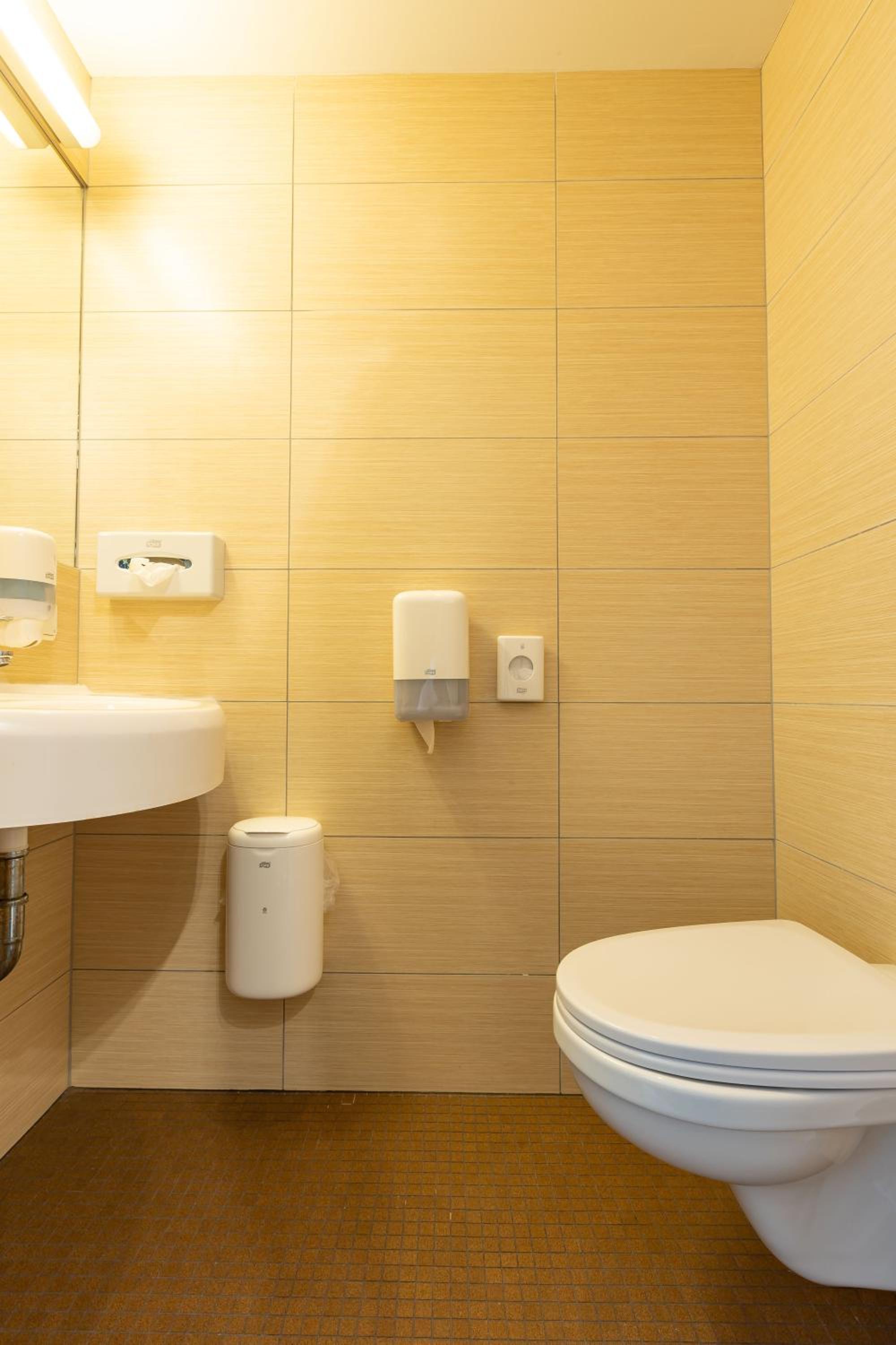 Superior Double Room with Balcony and Spa Access - Photo 8