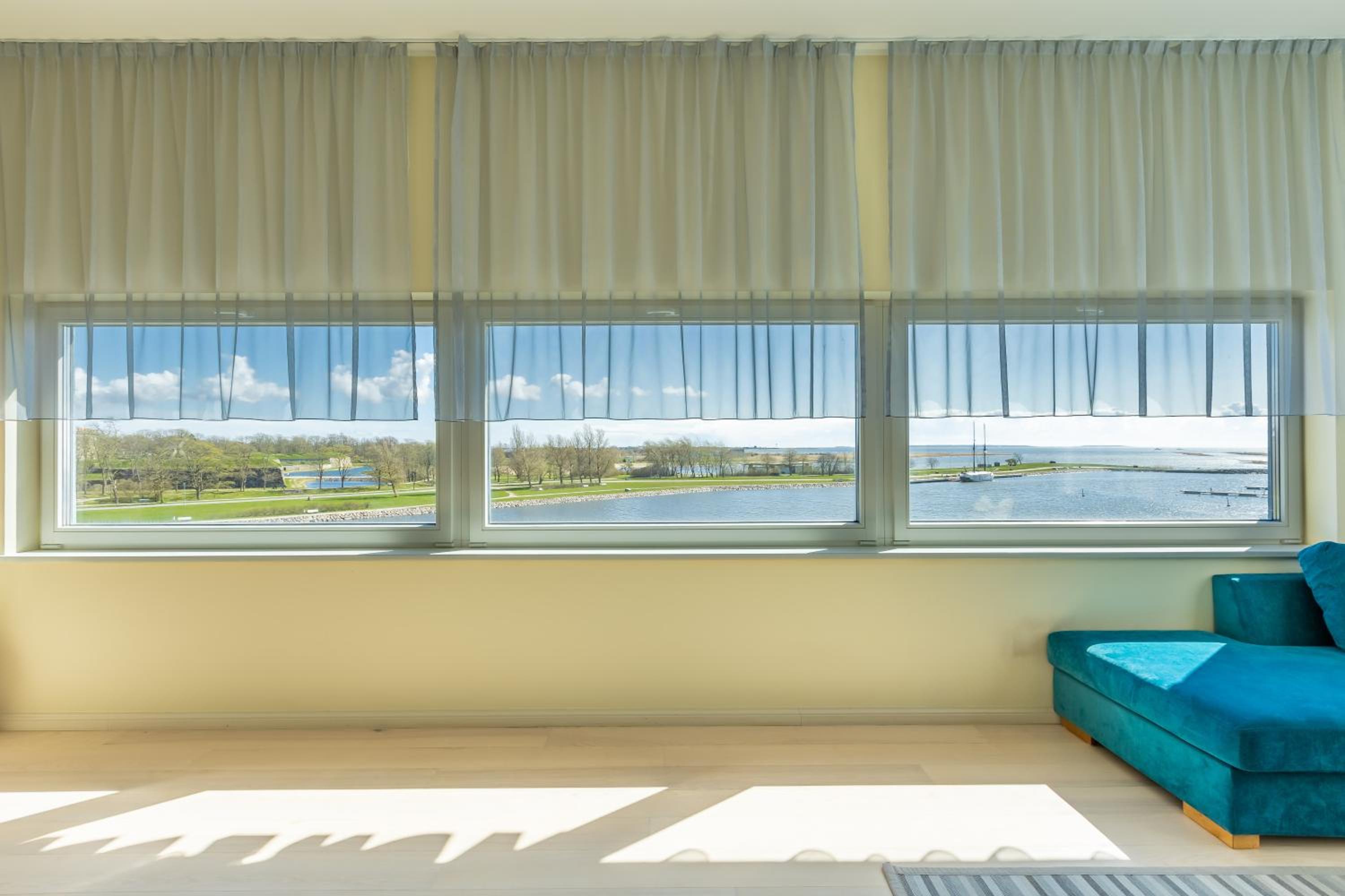 Suite with Sea View - Photo 16