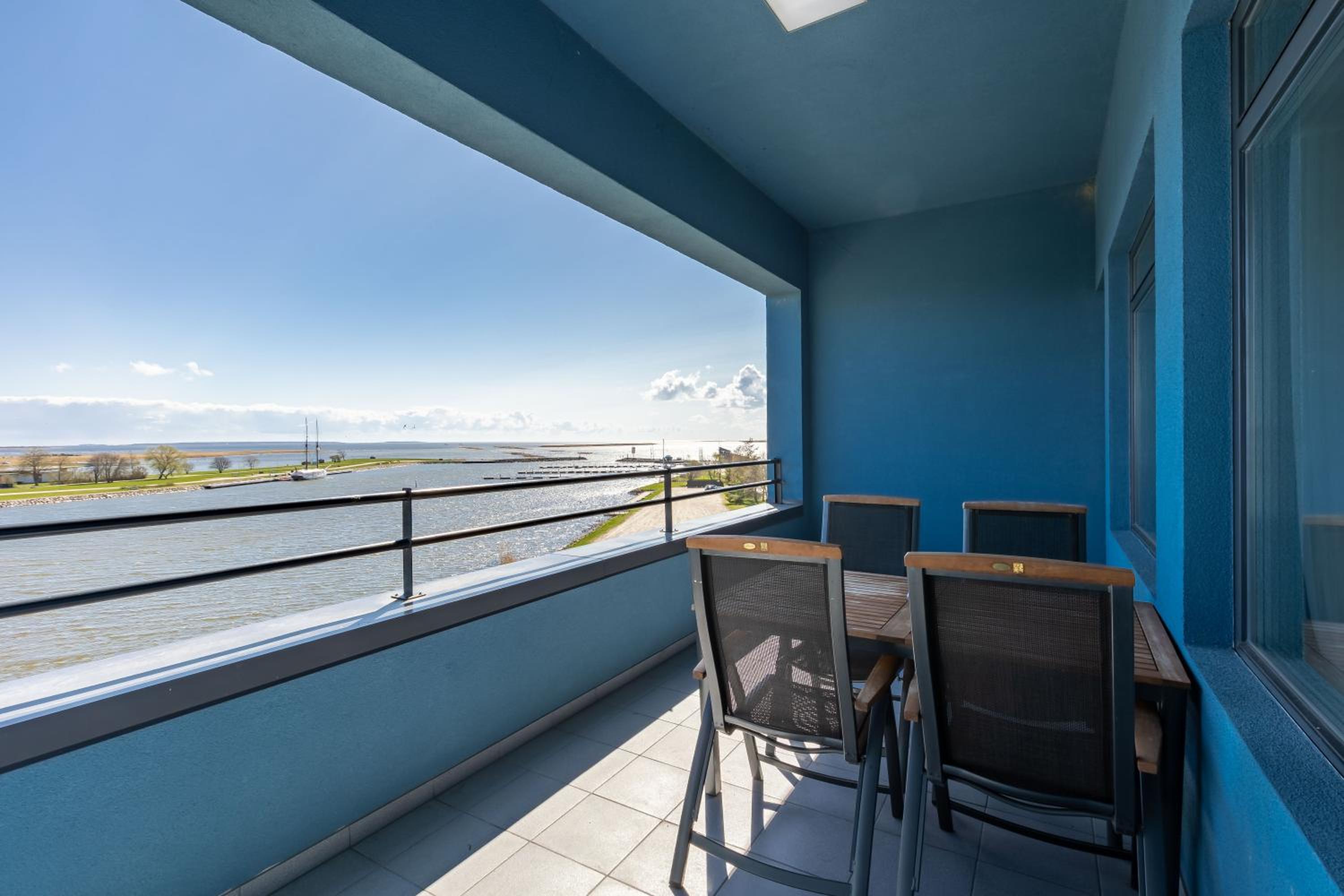 Suite with Sea View - Photo 20