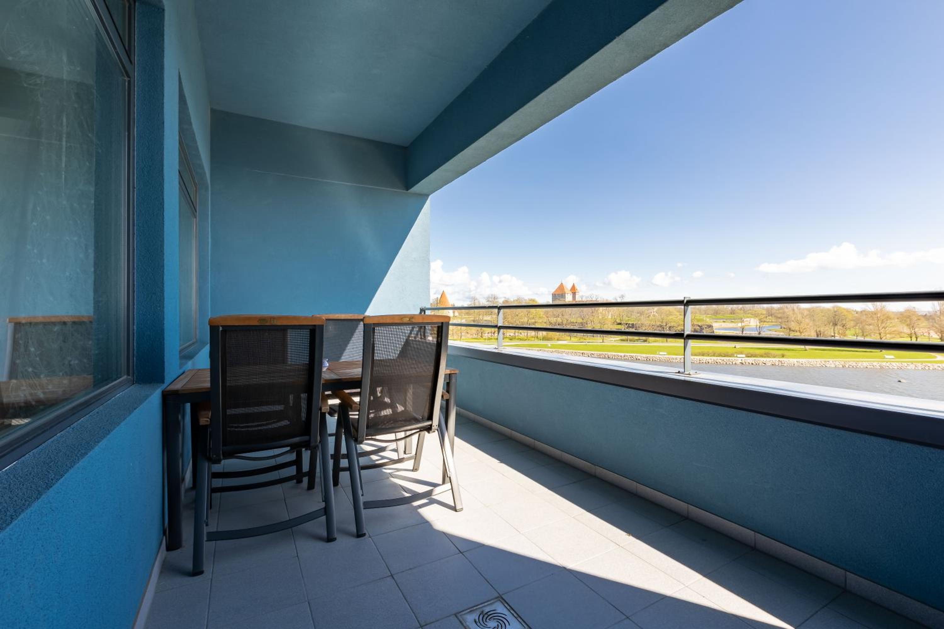 Suite with Sea View - Photo 21