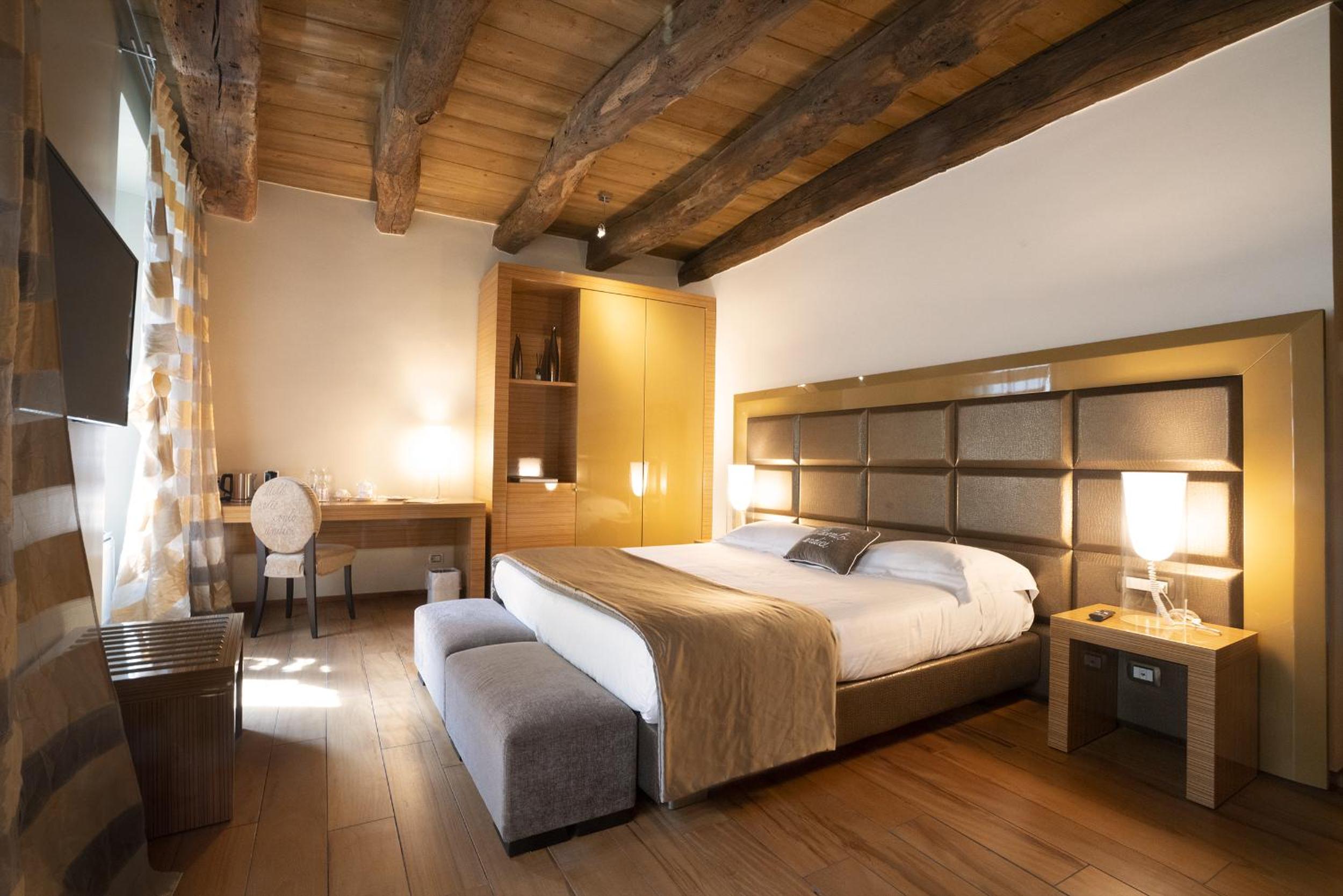 Deluxe Double or Twin Room photo 1