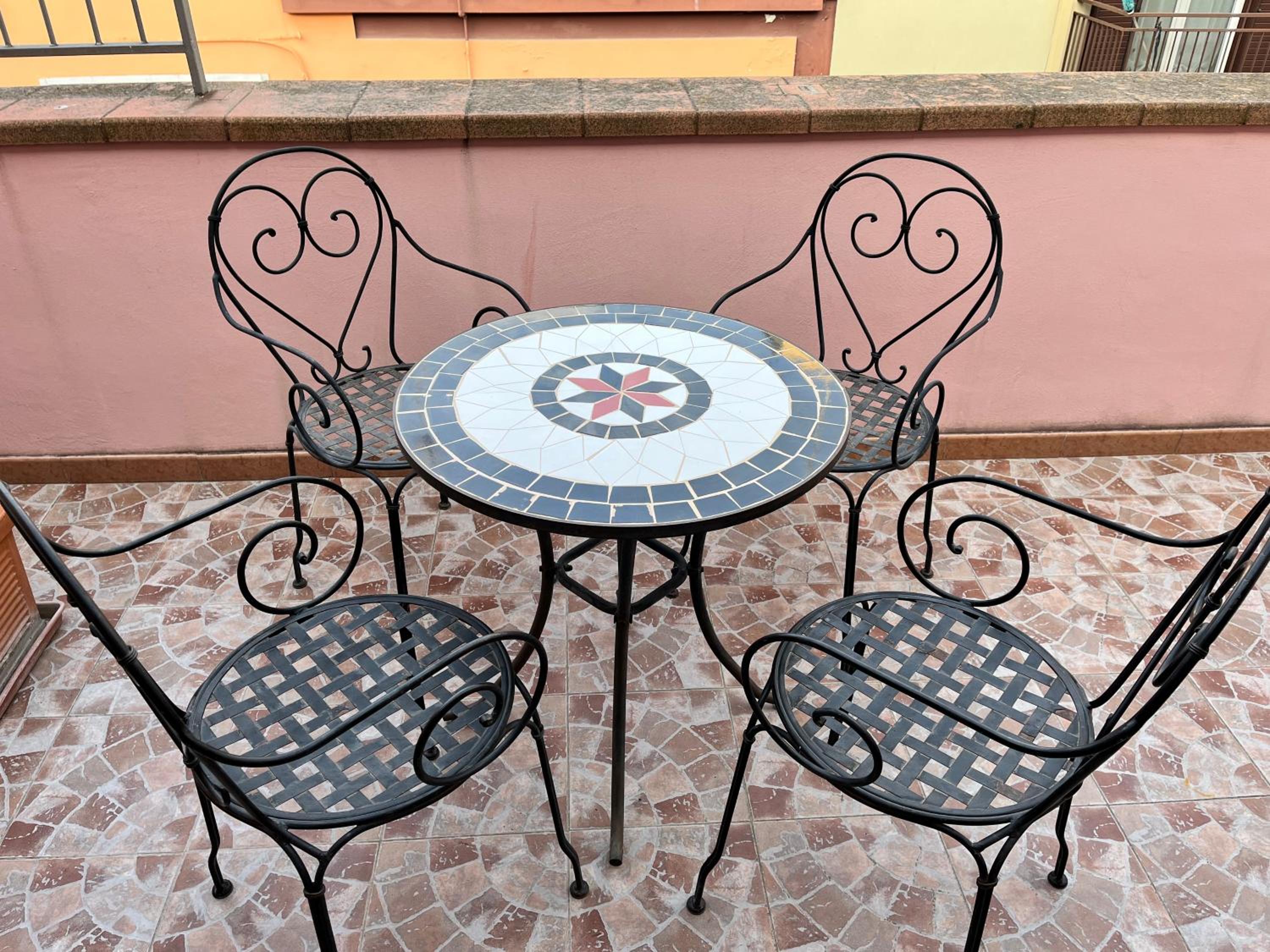 Family Room with Terrace photo 3