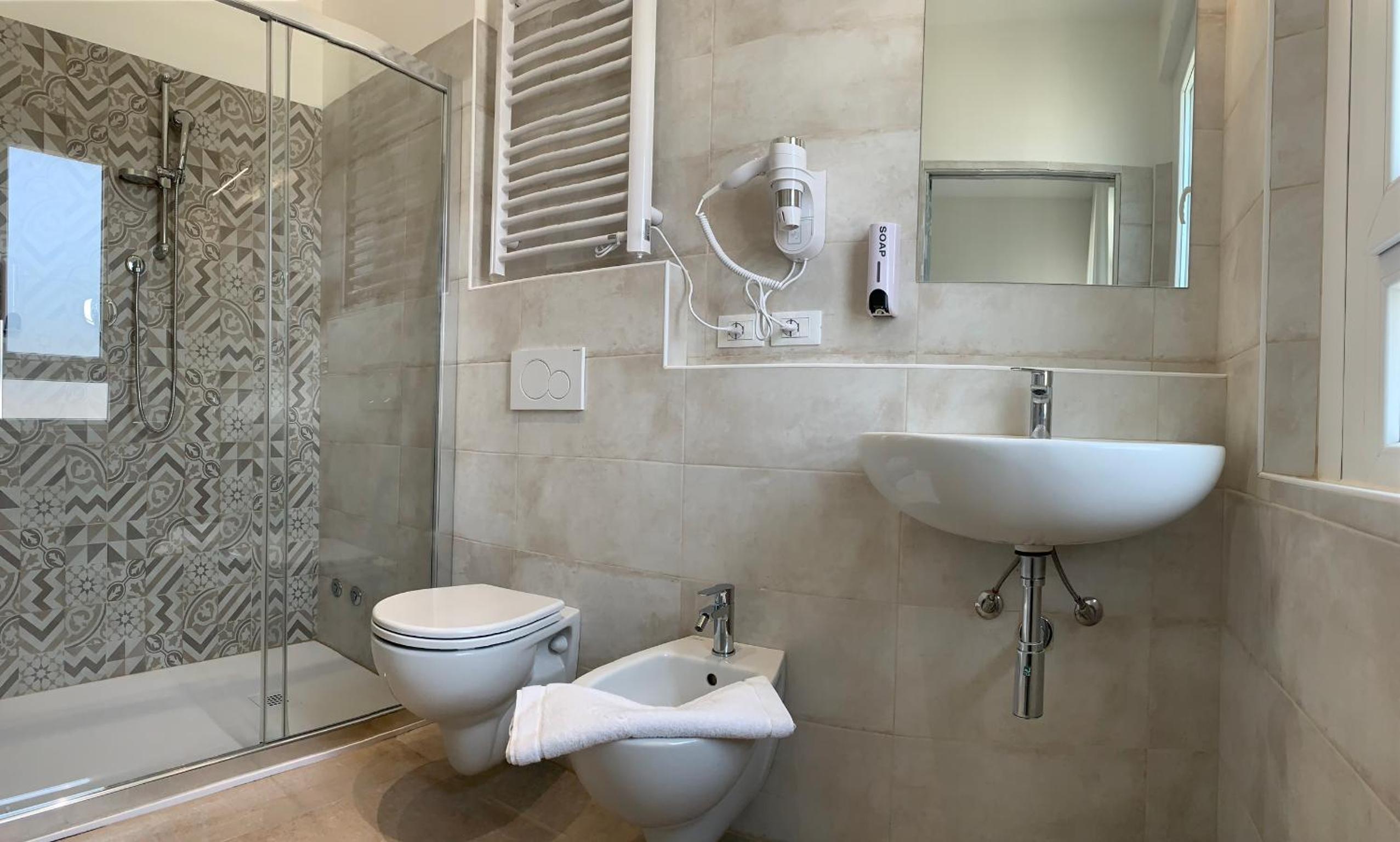 Superior Triple Room - Photo 19