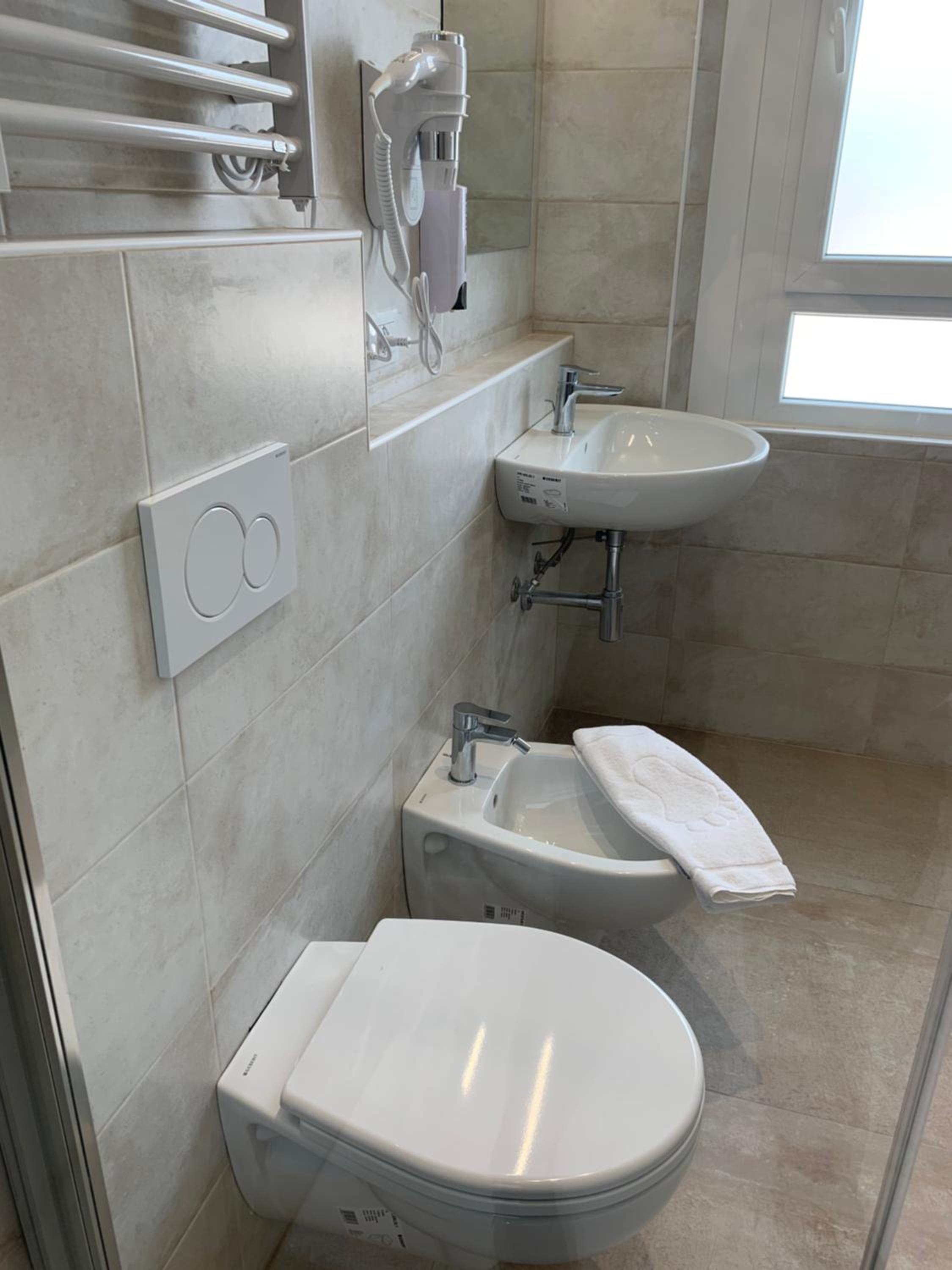 Superior Triple Room - Photo 23