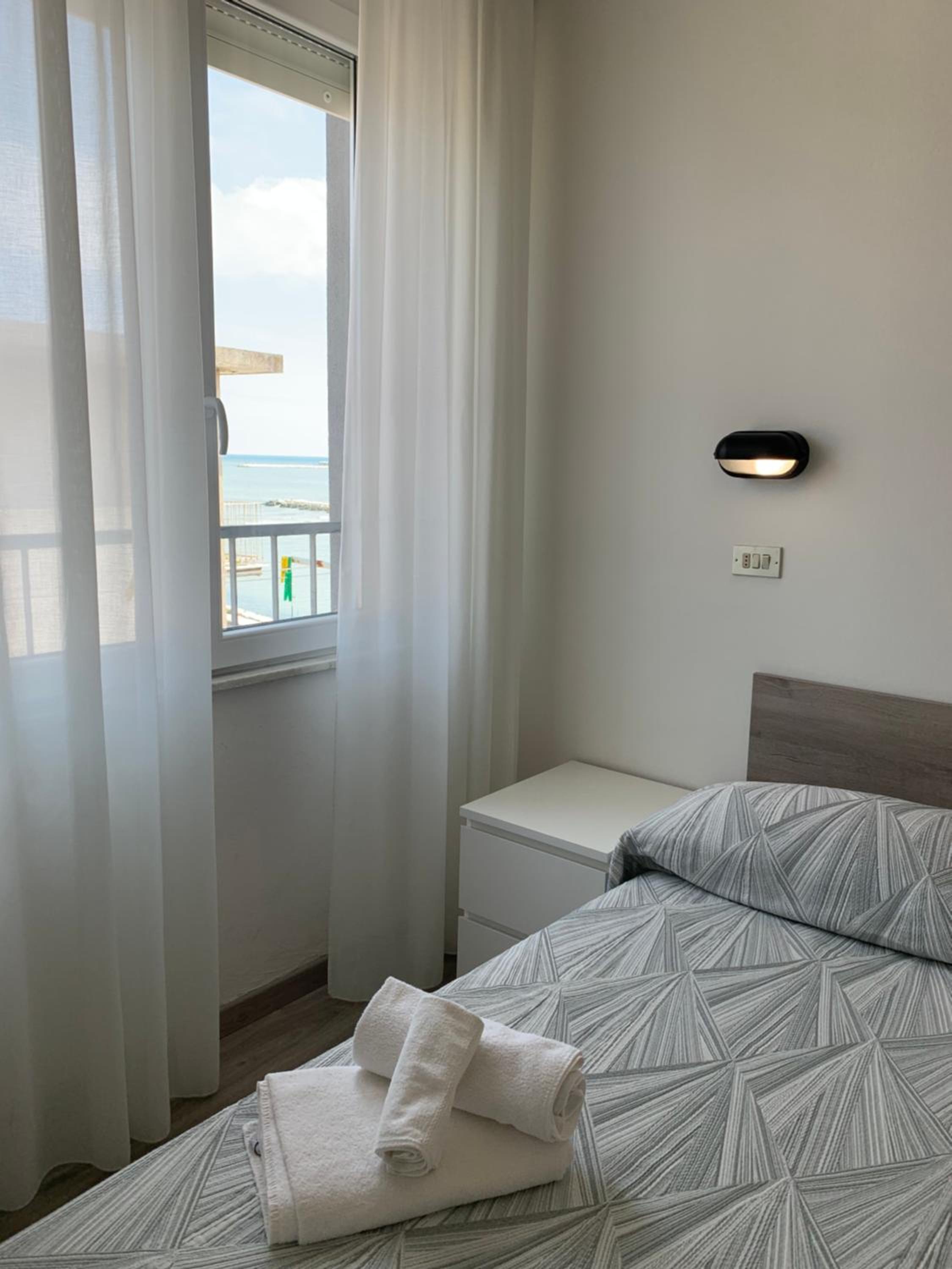 Superior Triple Room - Photo 22