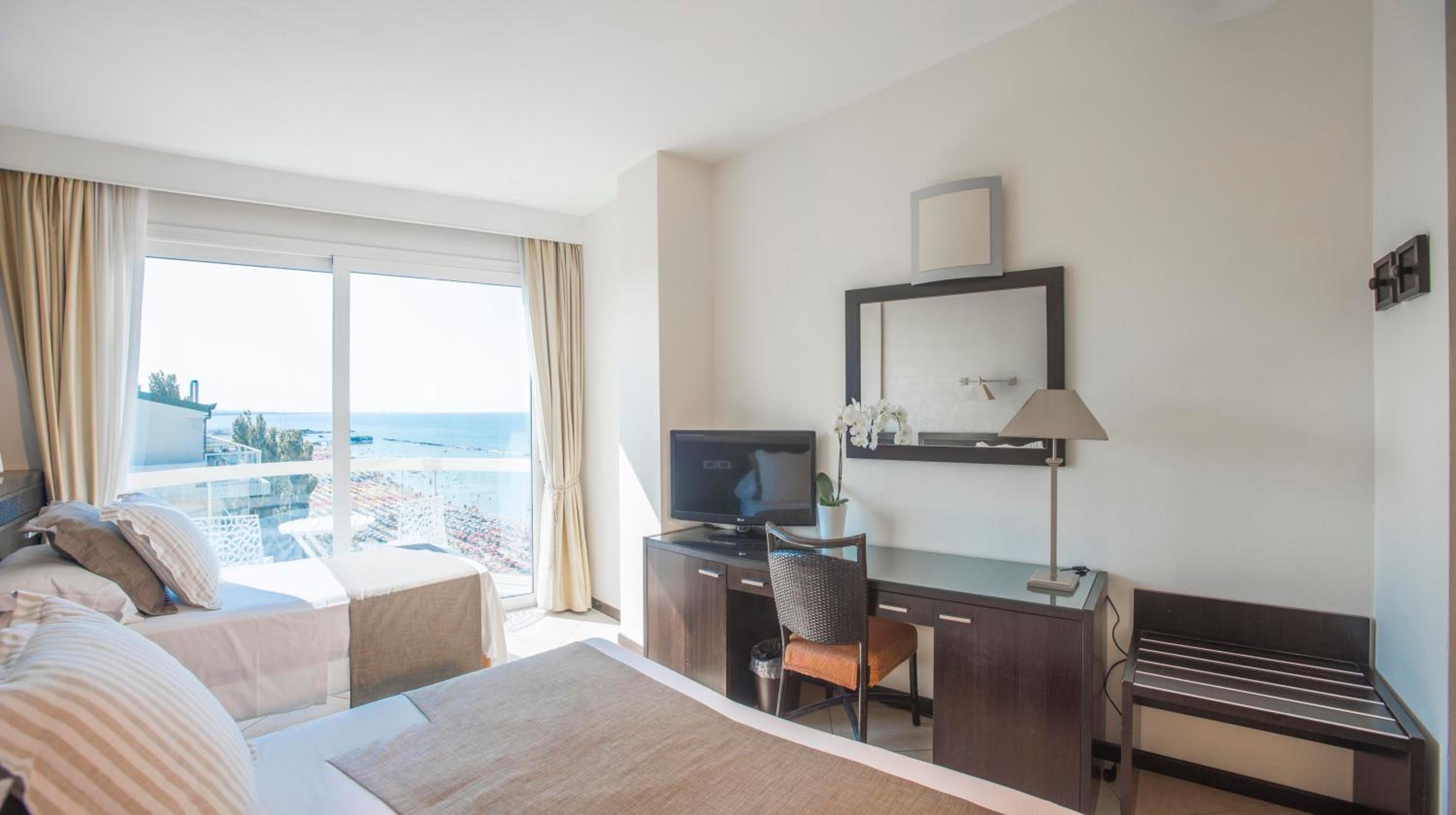 Triple Room - Photo 1