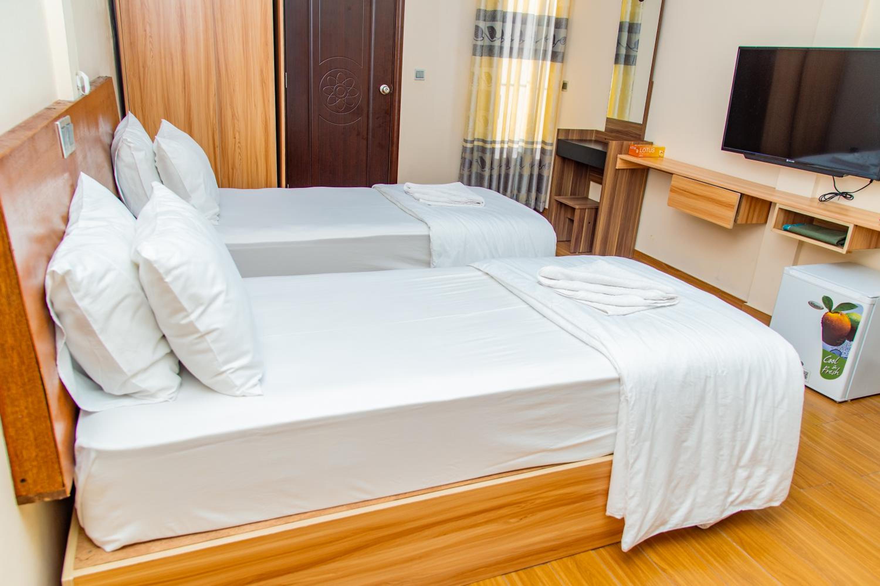 Deluxe Double or Twin Room with Balcony - Photo 10