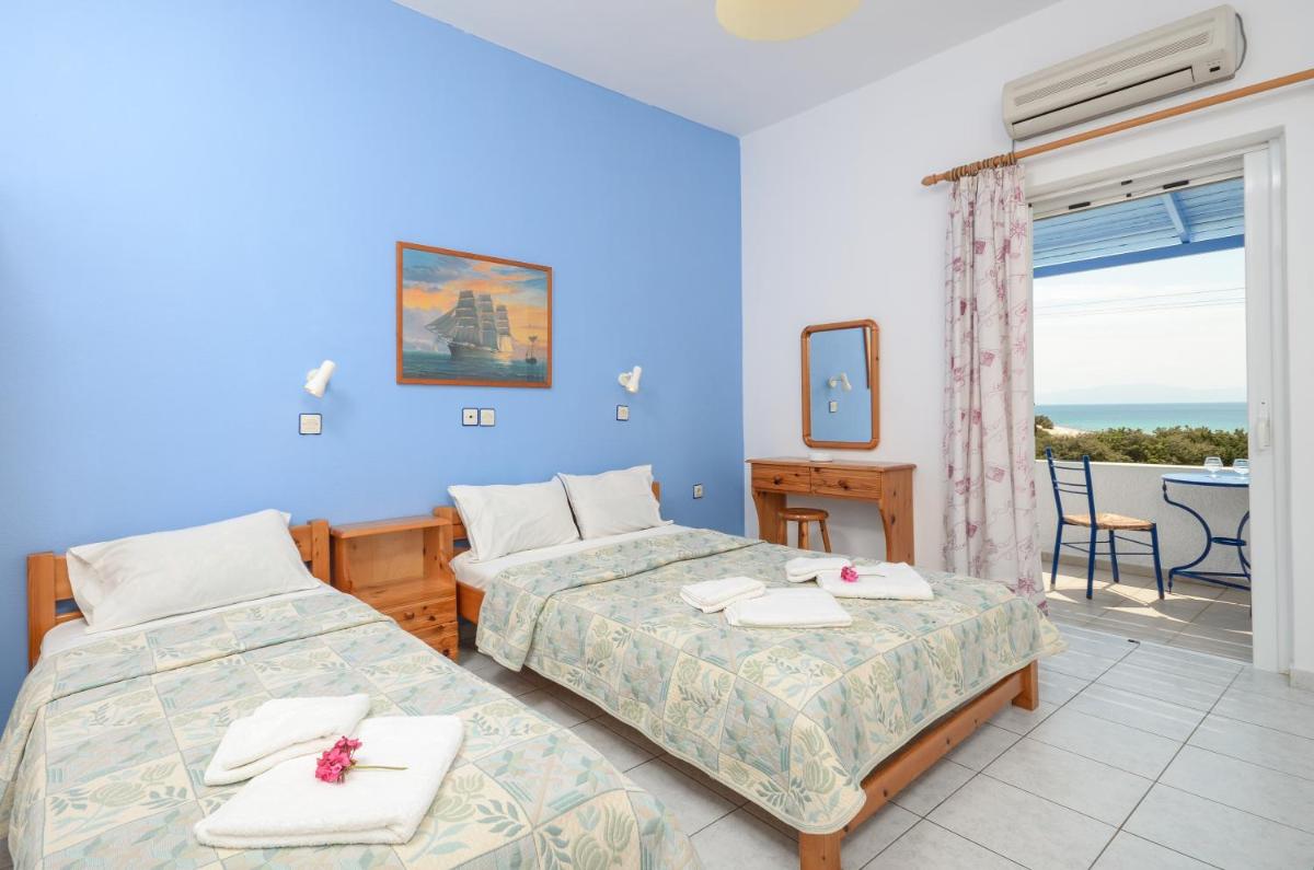 Studio with Sea View (4 Adults) photo 2