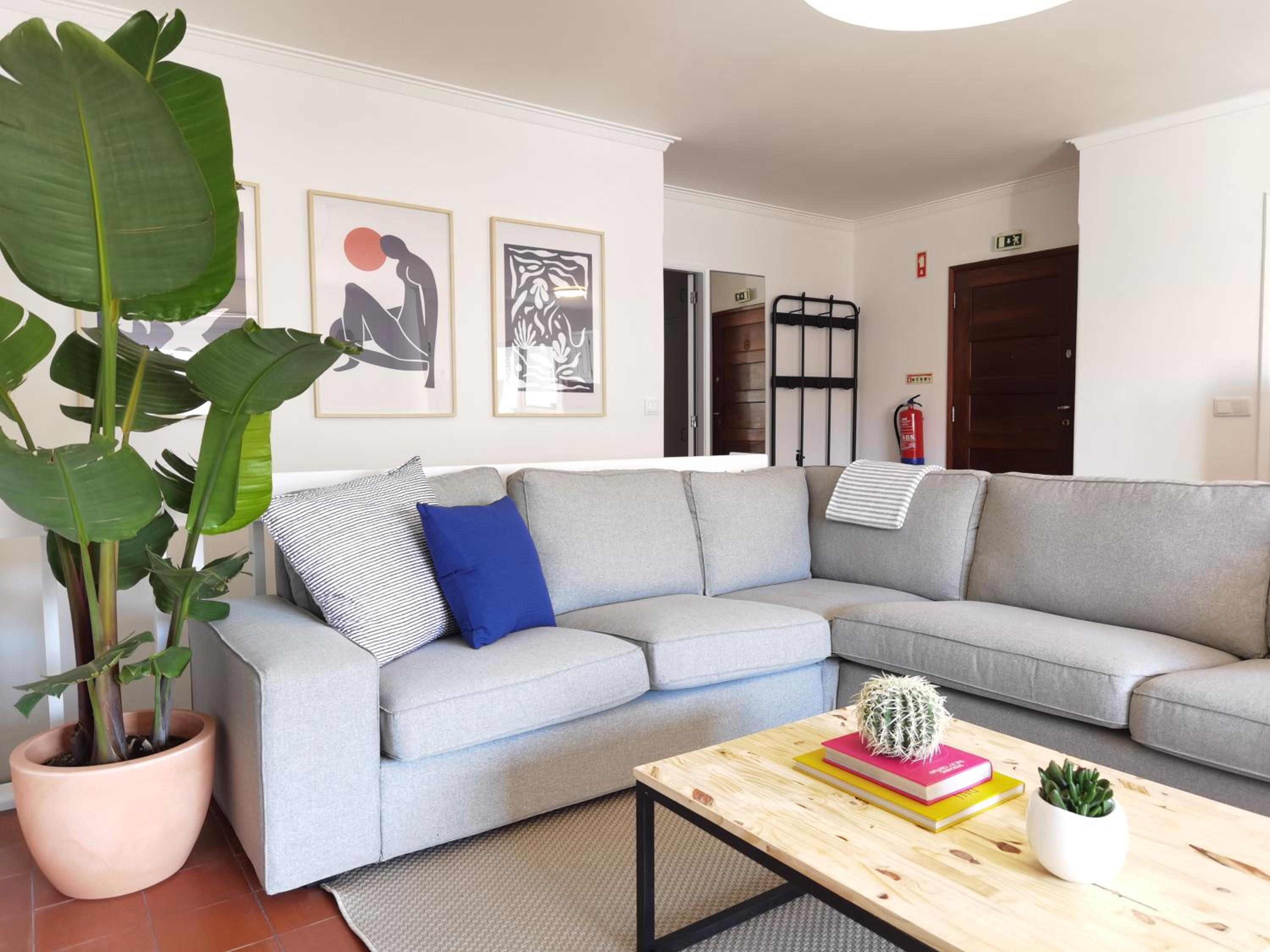 Three-Bedroom Apartment photo 1
