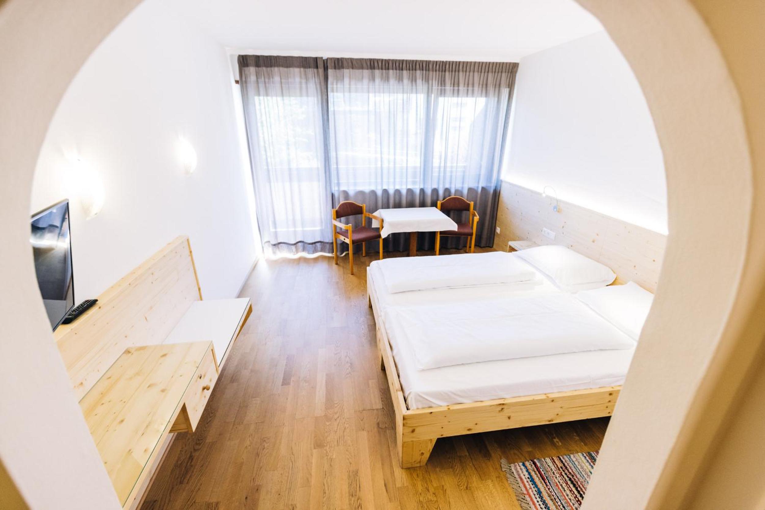 Economy Double Room - Photo 5