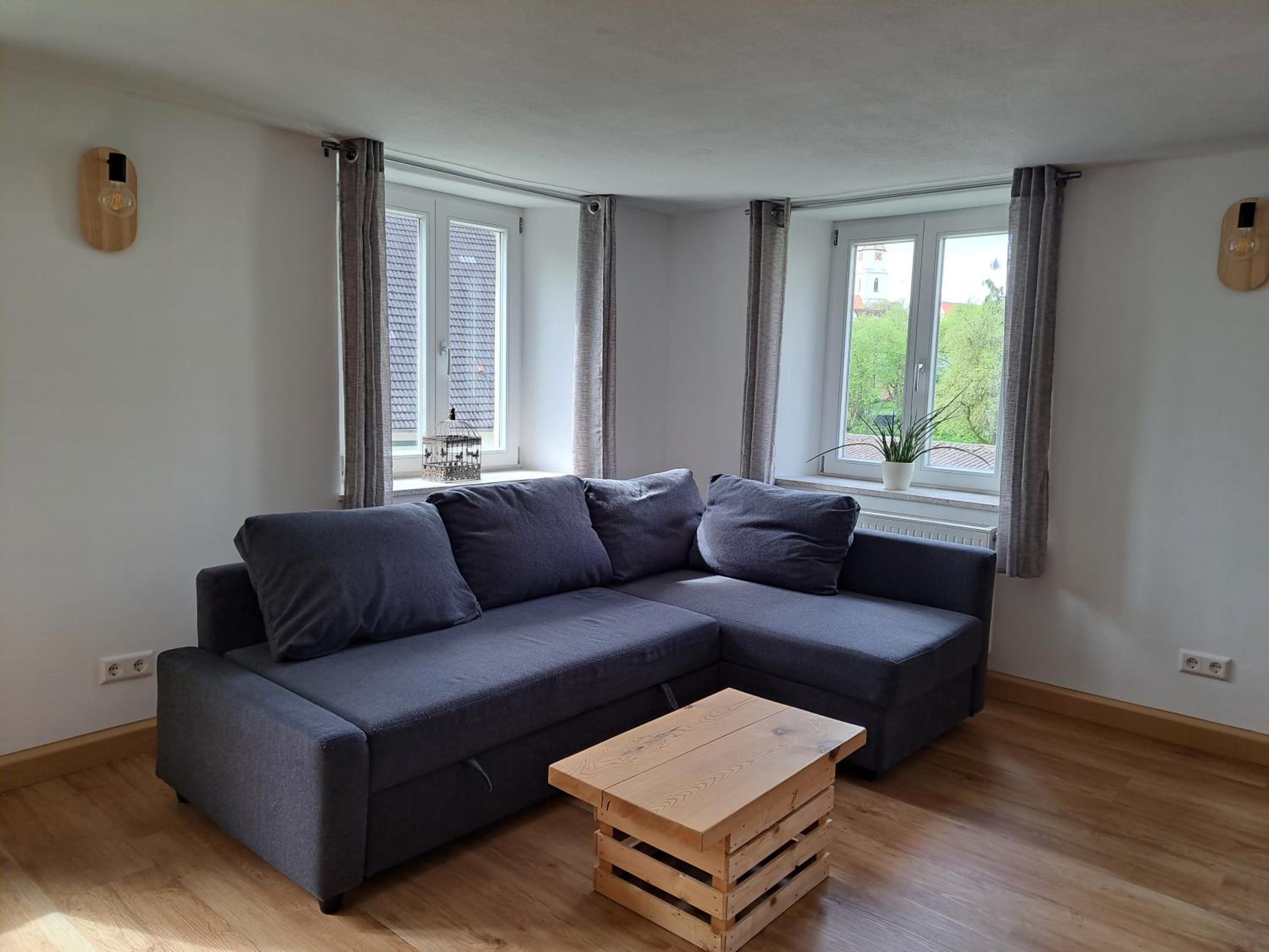 One-Bedroom Apartment photo 1