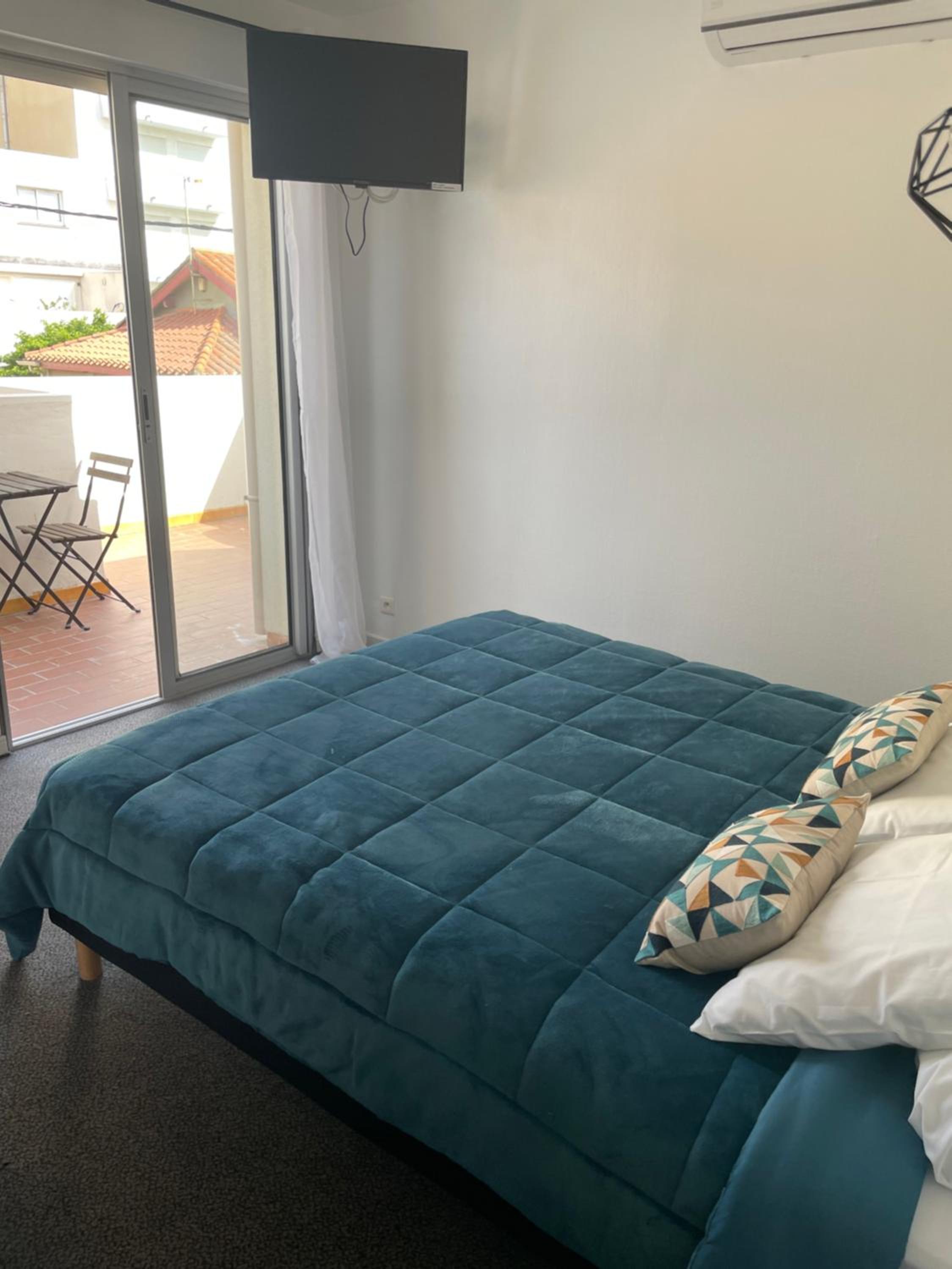 Double Room - Photo 11