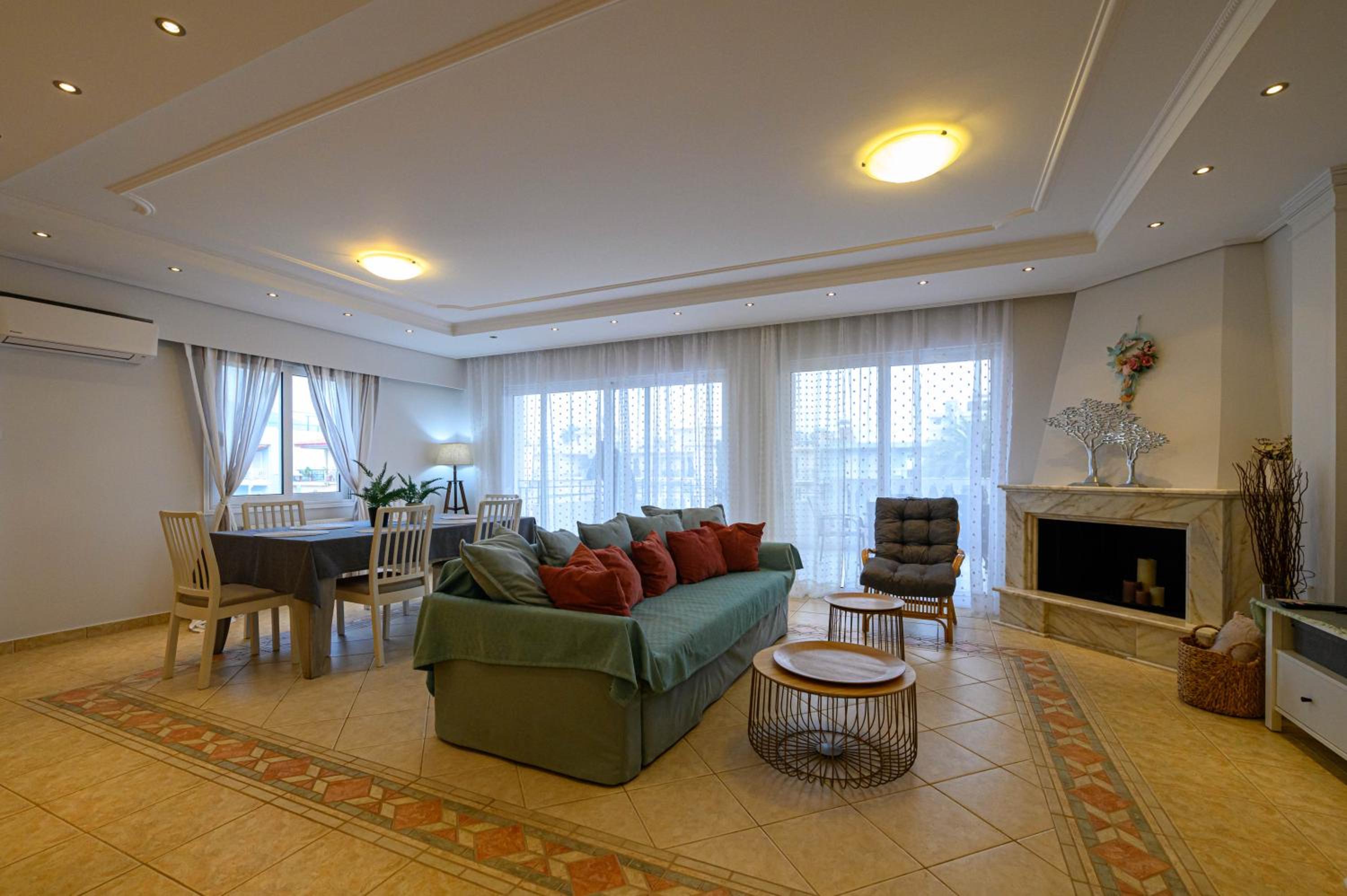 Deluxe Apartment