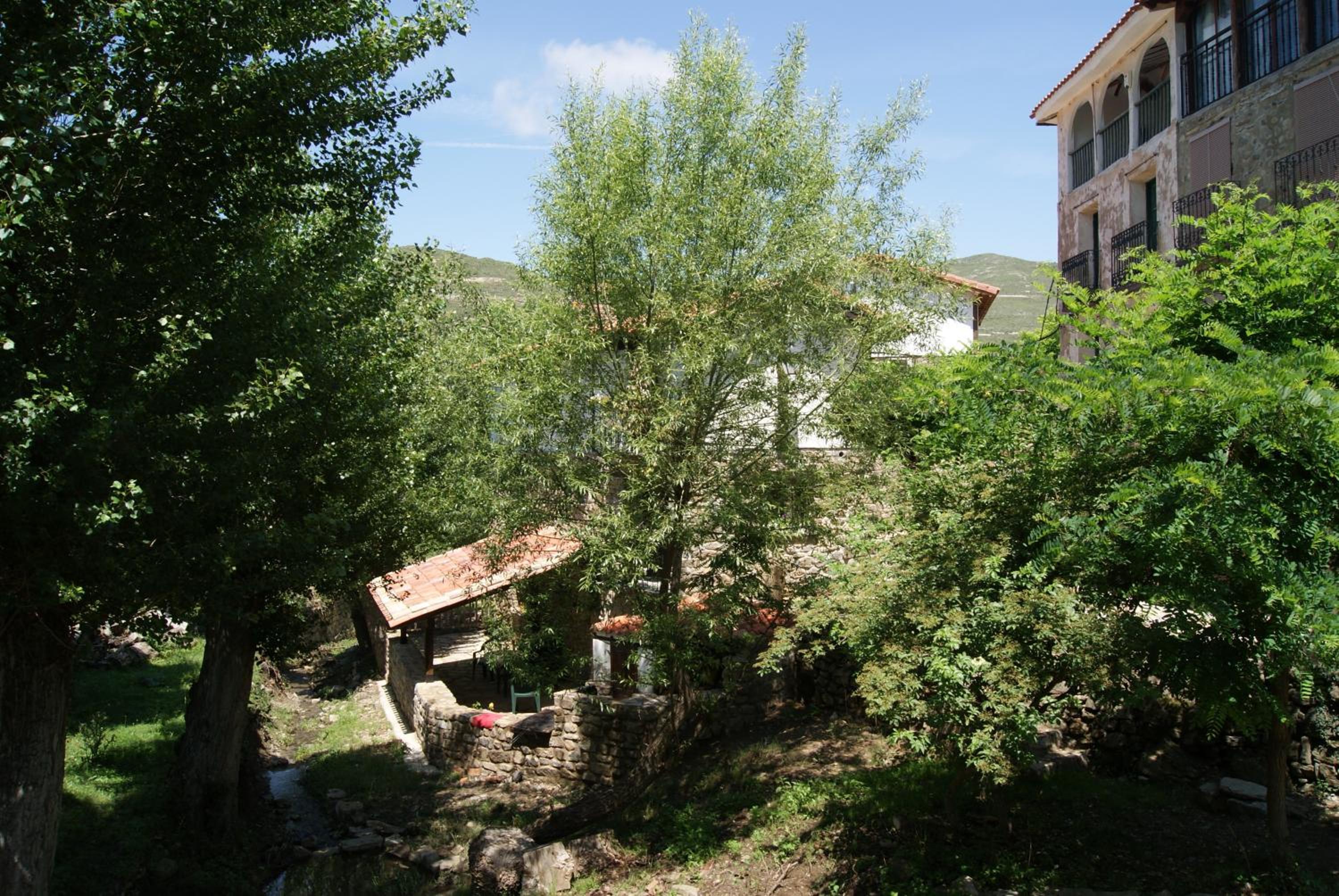 Four-Bedroom House photo 2