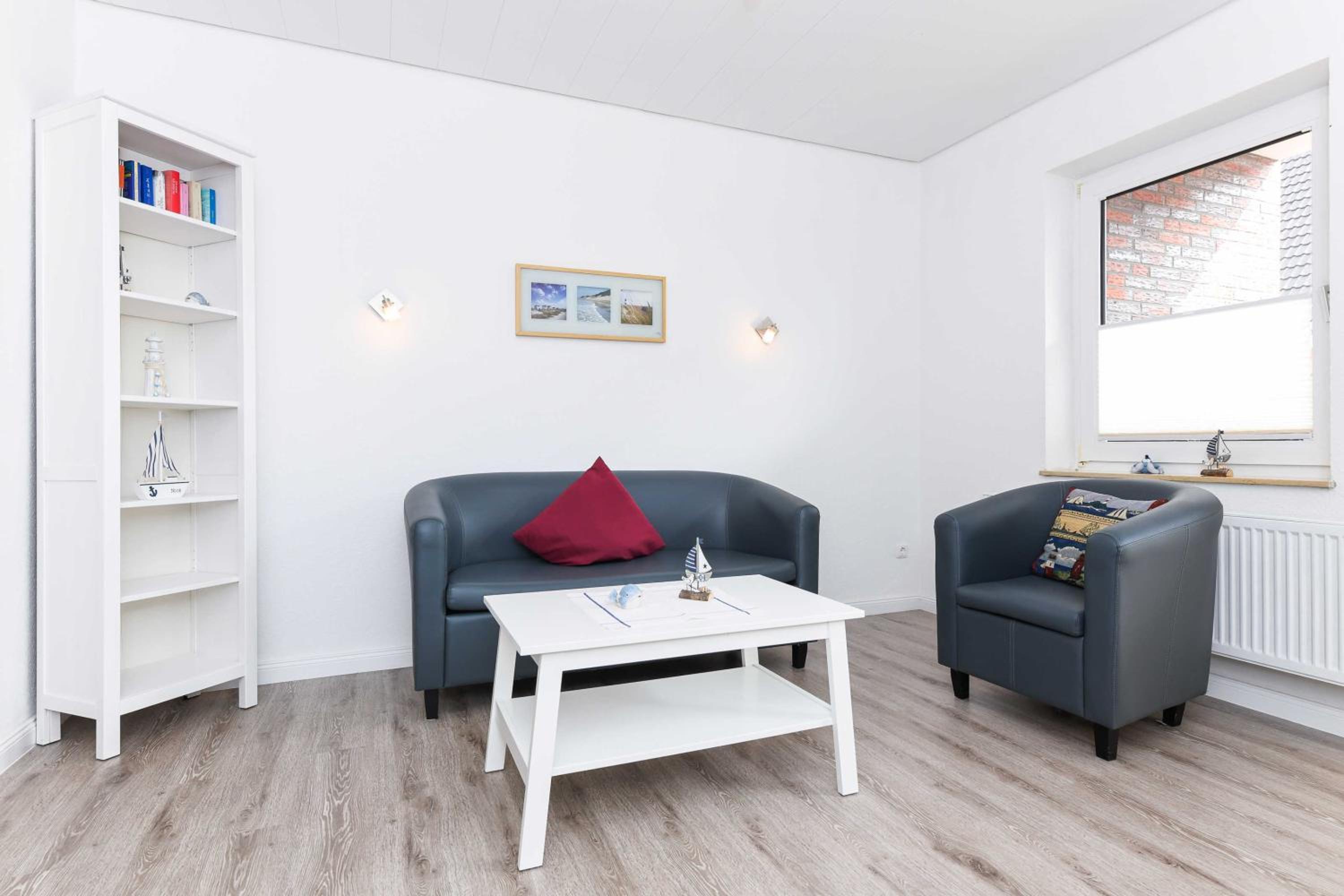One-Bedroom Apartment with Terrace photo 1