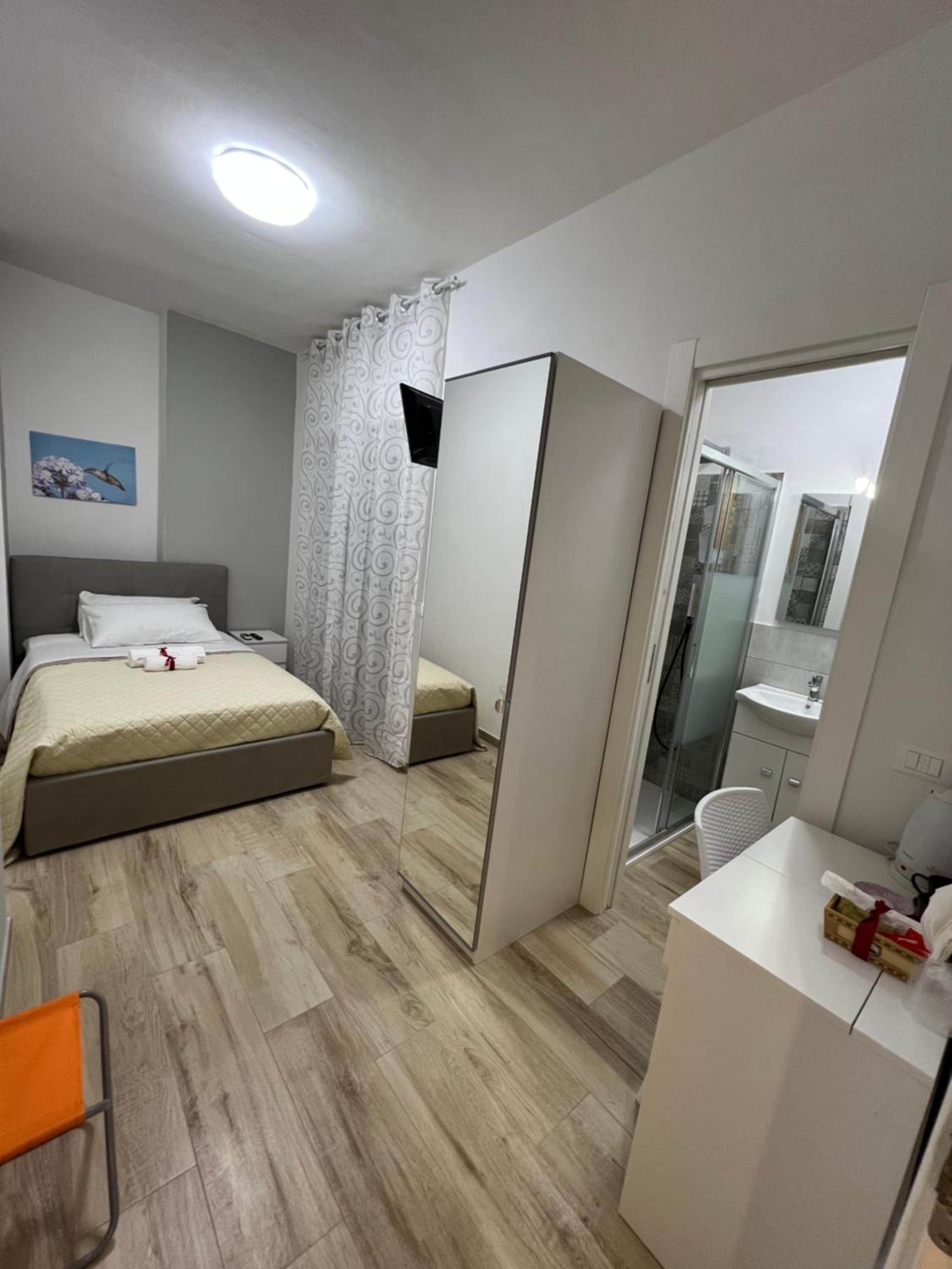 Single Room with Private Bathroom