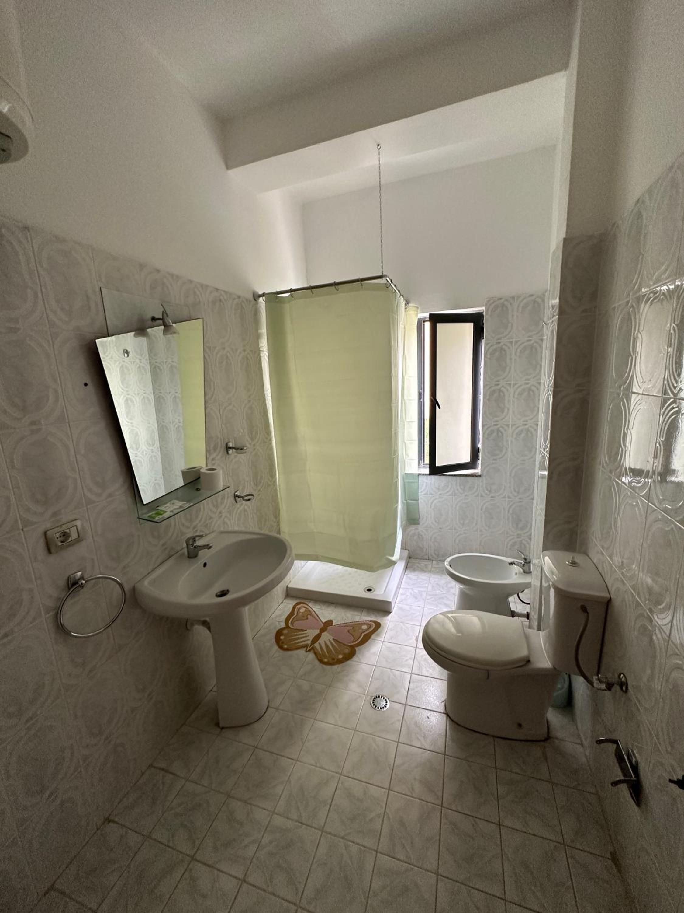 Economy Triple Room