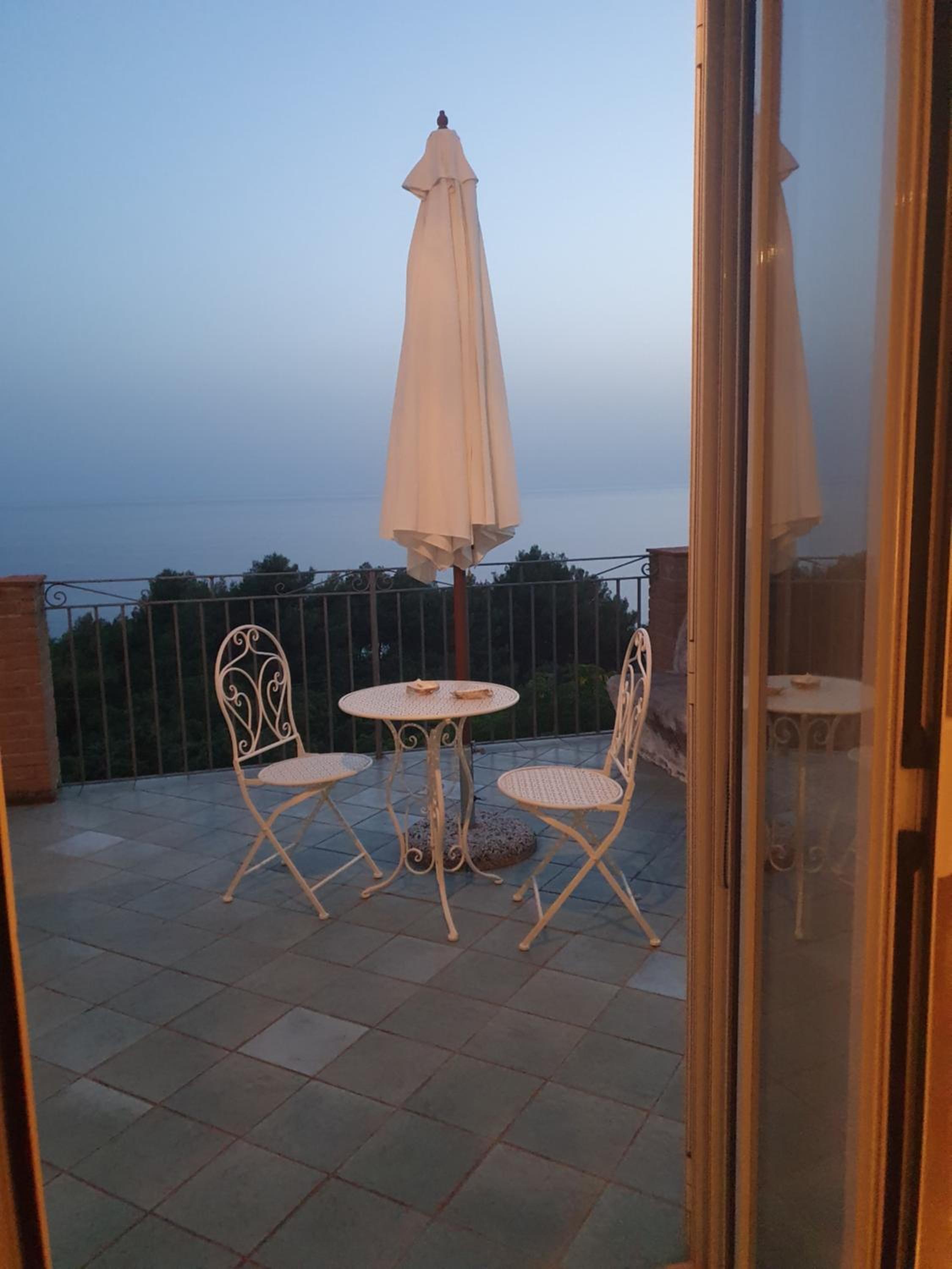 King Room with Sea View photo 3