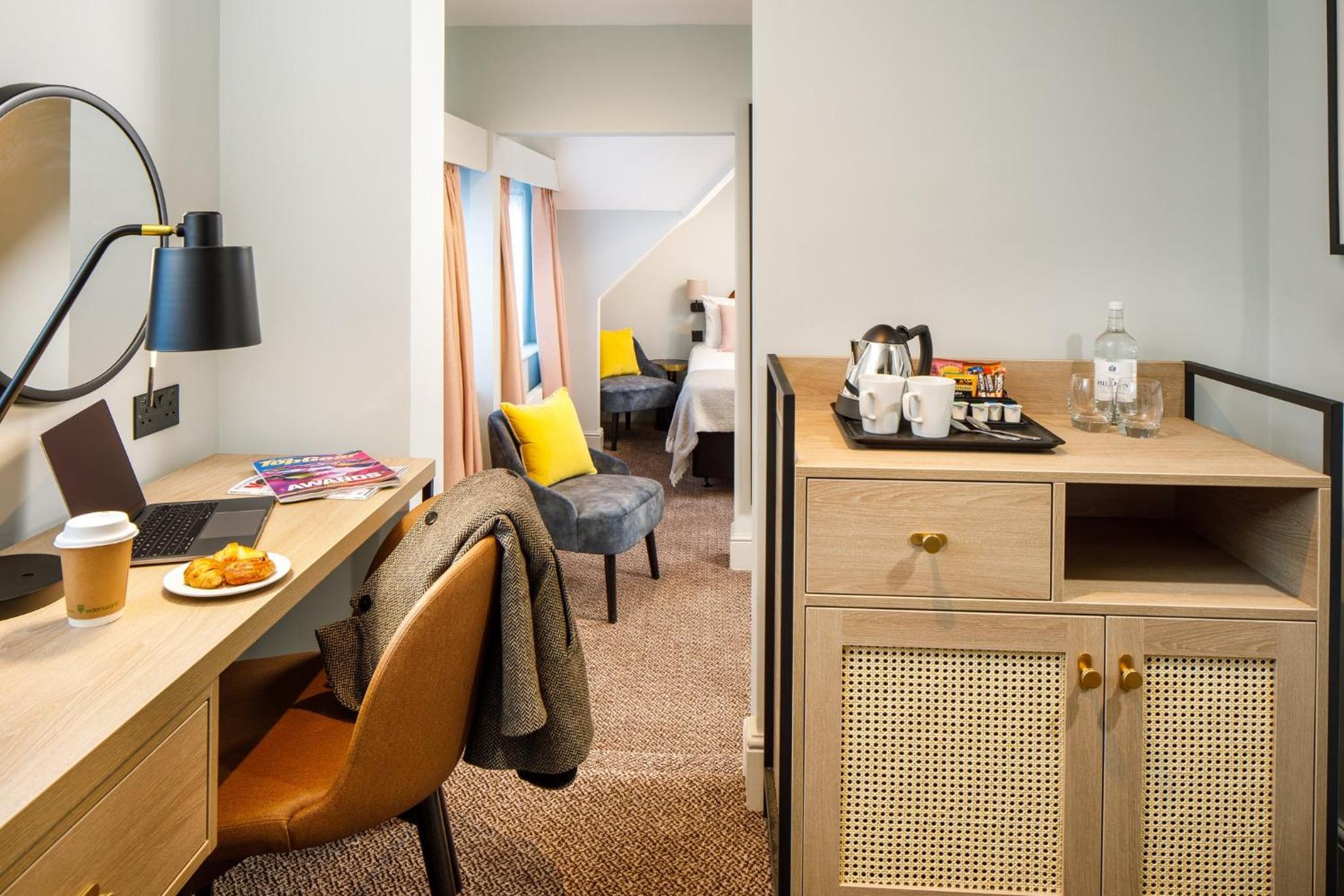 Premium Queen Room - Photo 1
