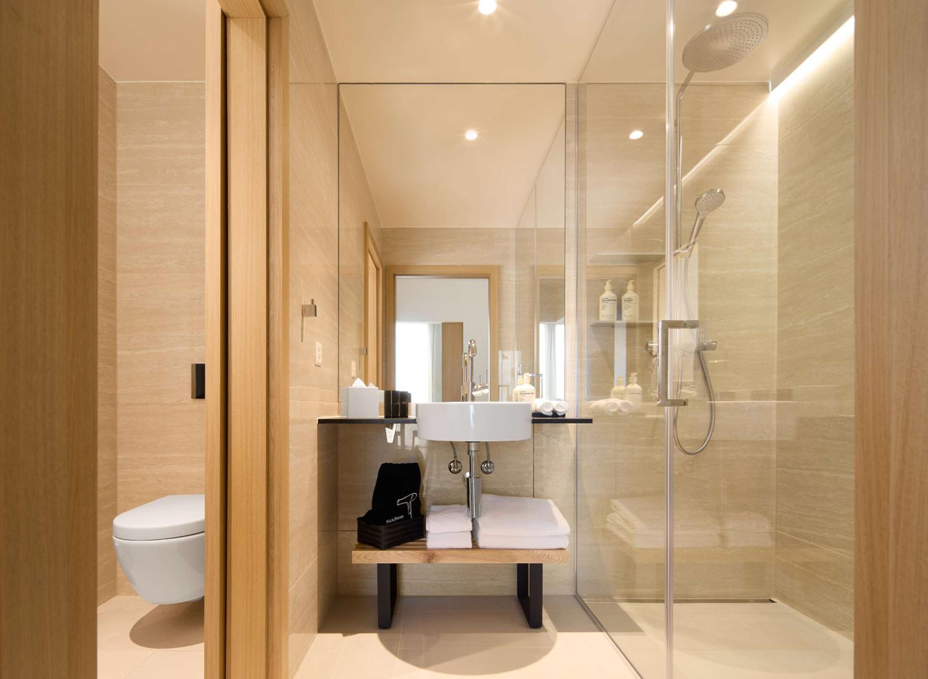 One-Bedroom Apartment - Photo 8