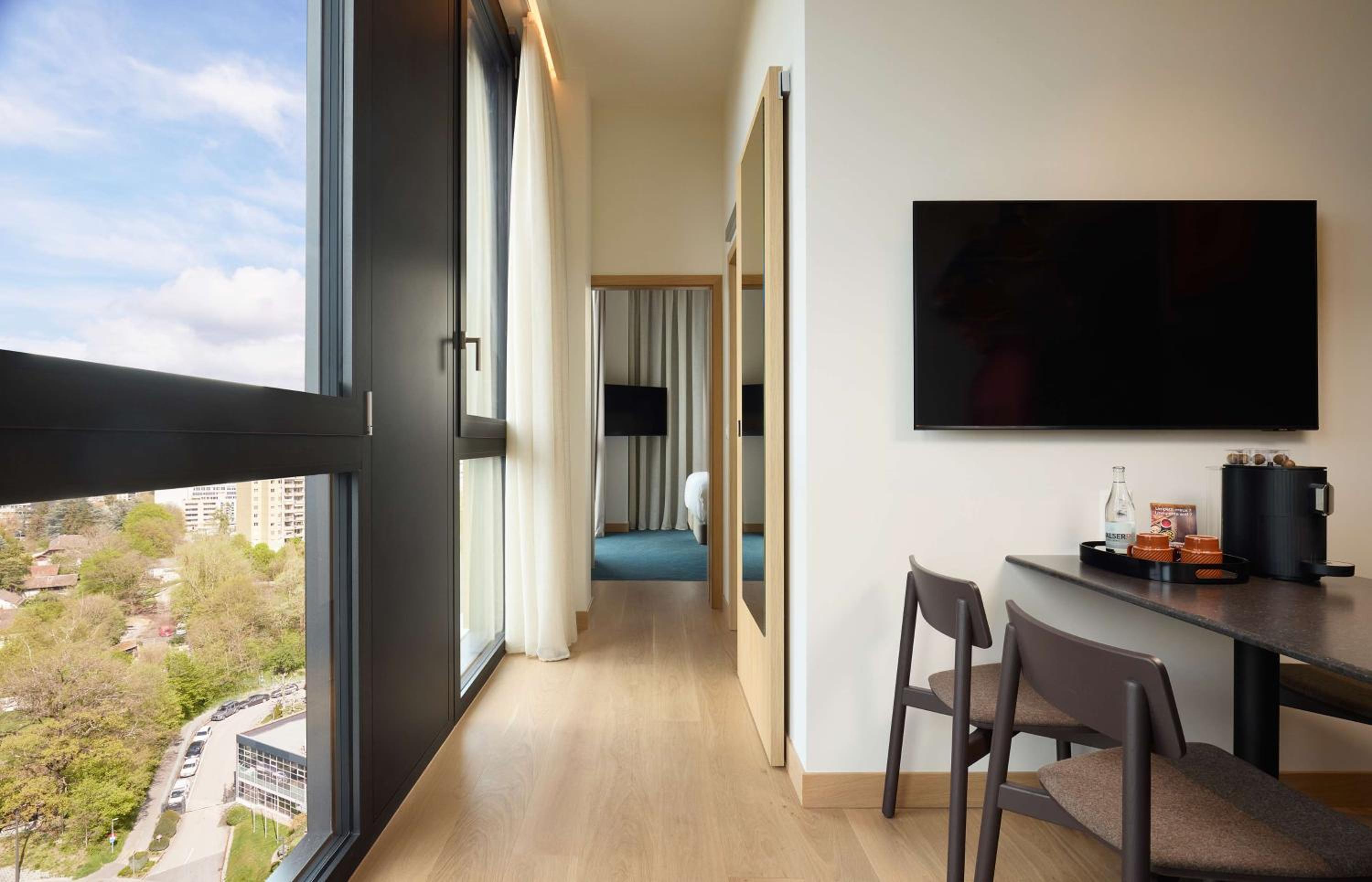 One-Bedroom Apartment - Photo 9