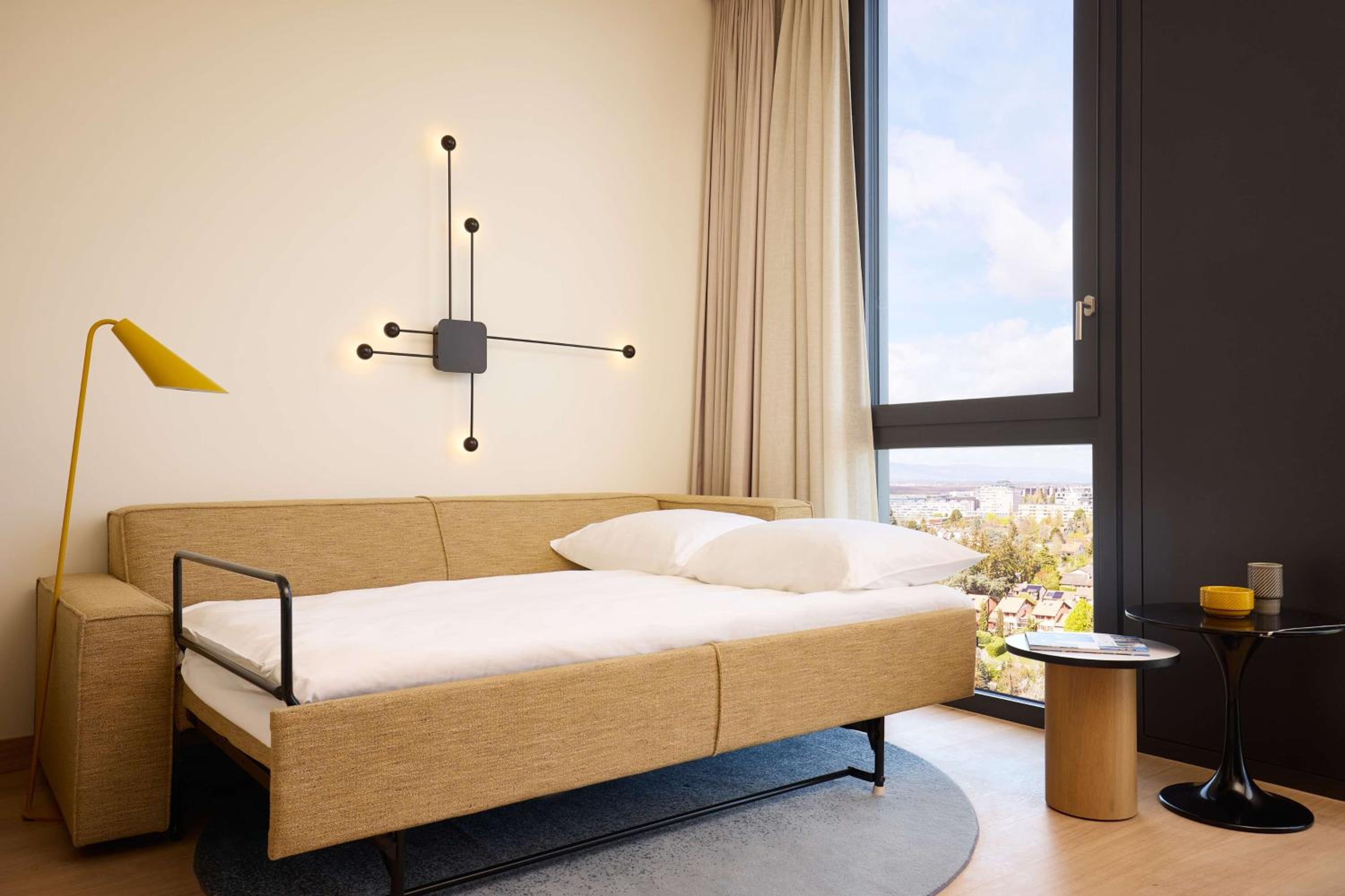 One-Bedroom Apartment - Photo 10