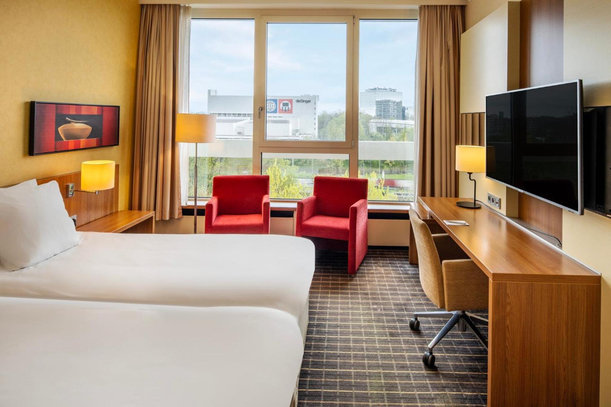 Standard Room - Photo 13