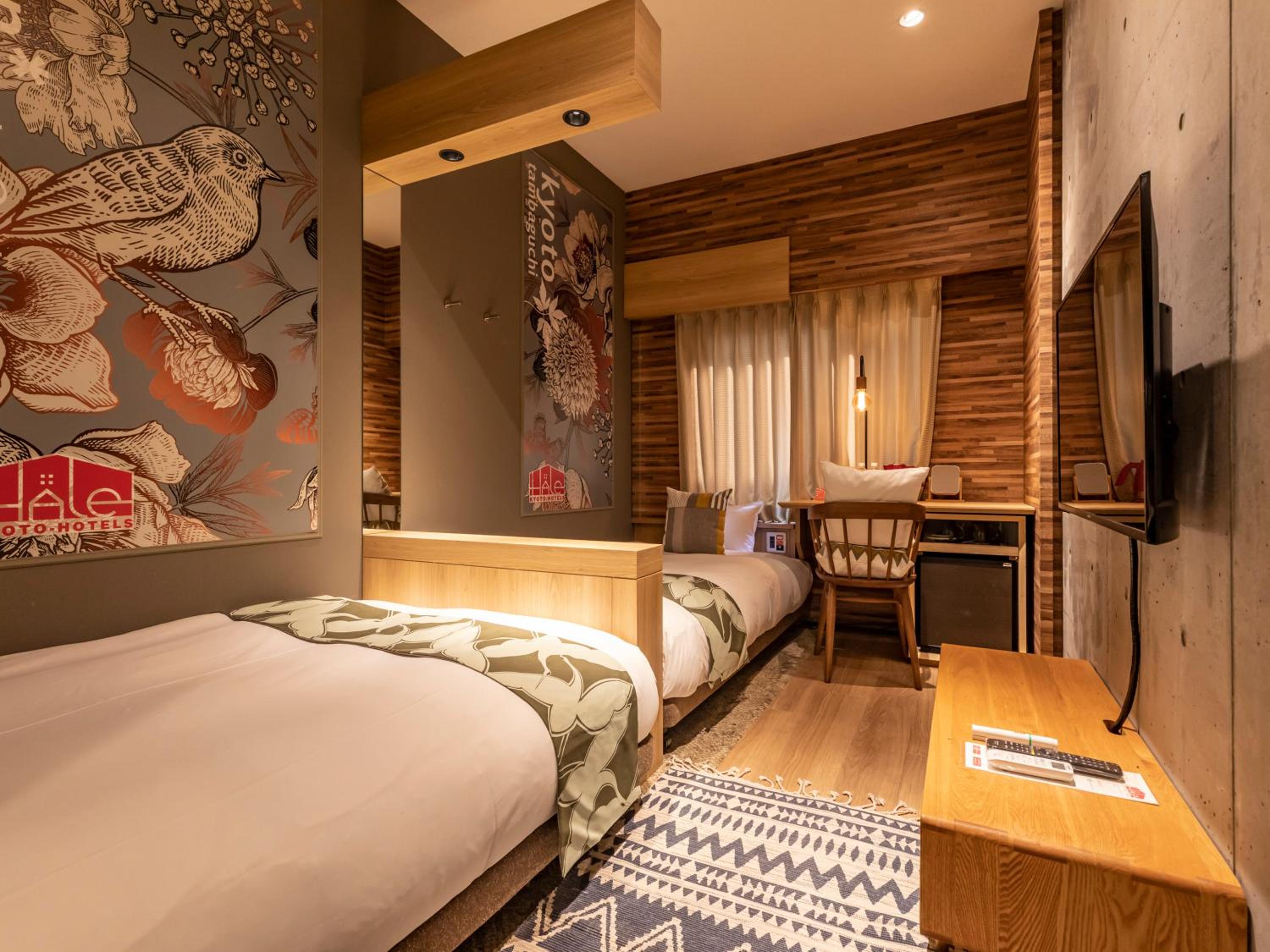 Deluxe Twin Room - Non-Smoking 104