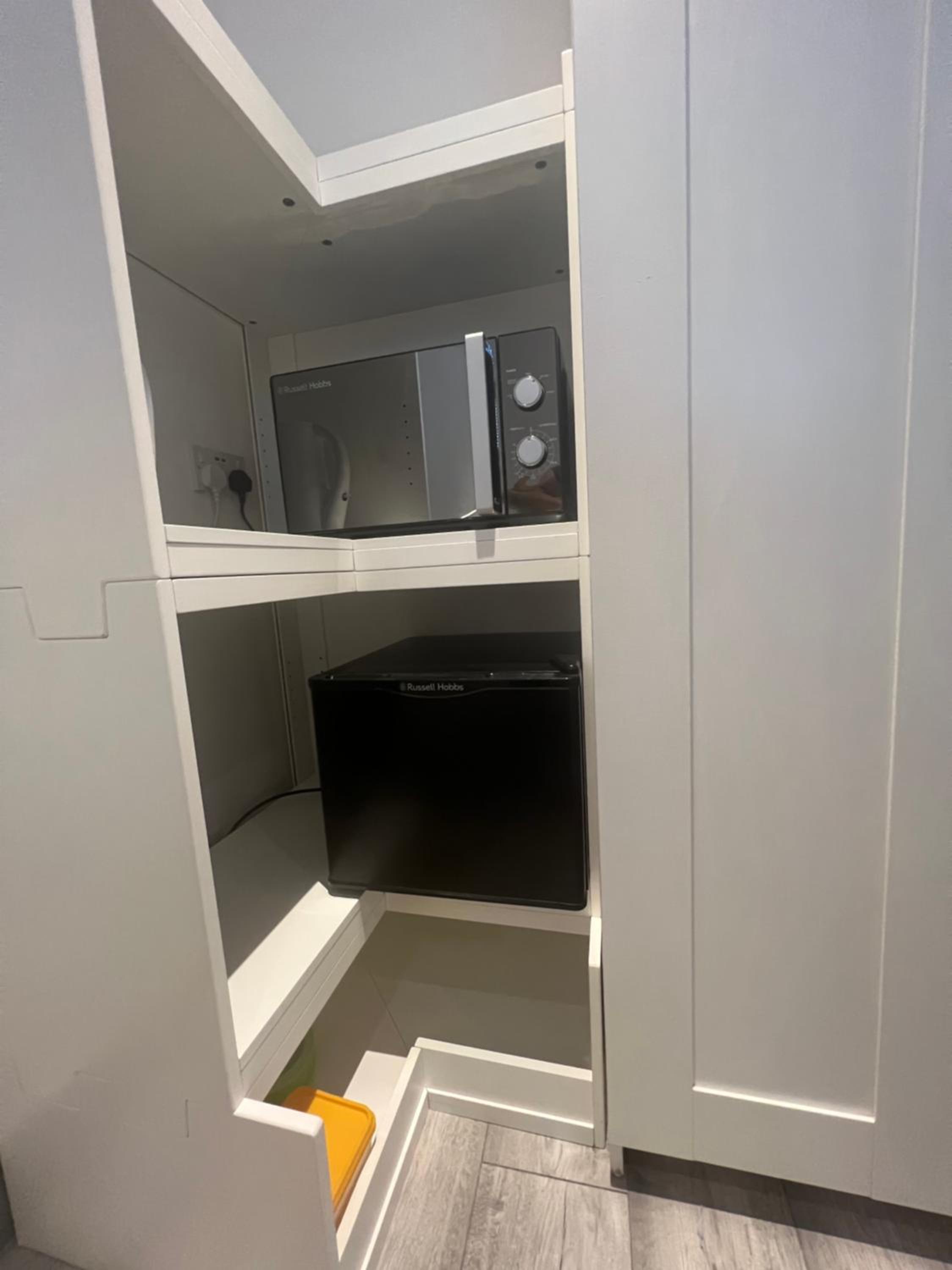 Double Room with Shared Bathroom photo 3