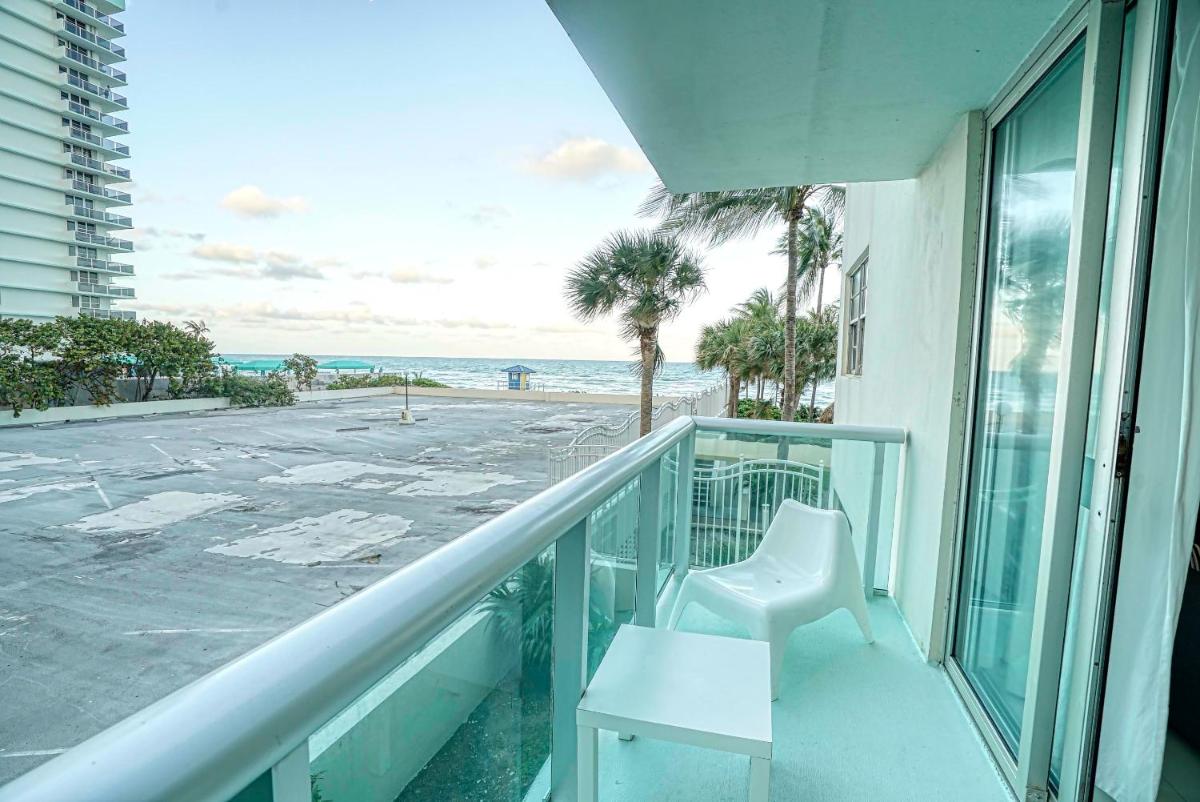 Classic Two-Bedroom Apartment with Ocean View